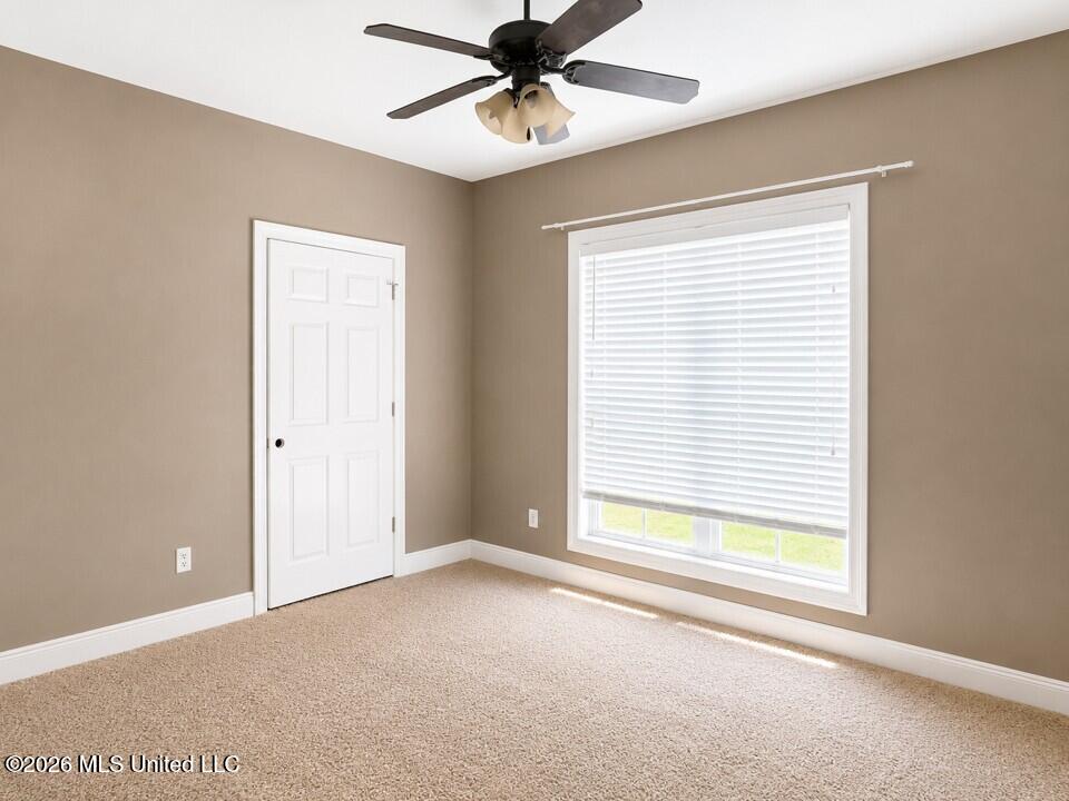 1869 Parkway Circle Property Photo 9