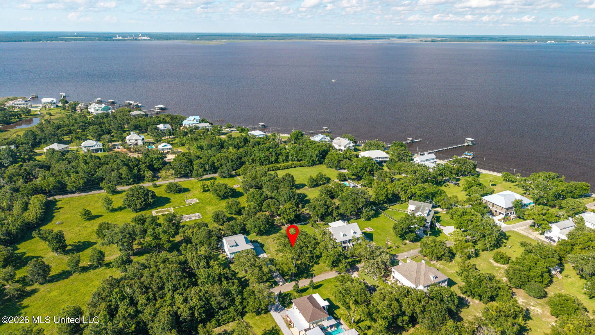 113 Beverly Drive Property Photo 3