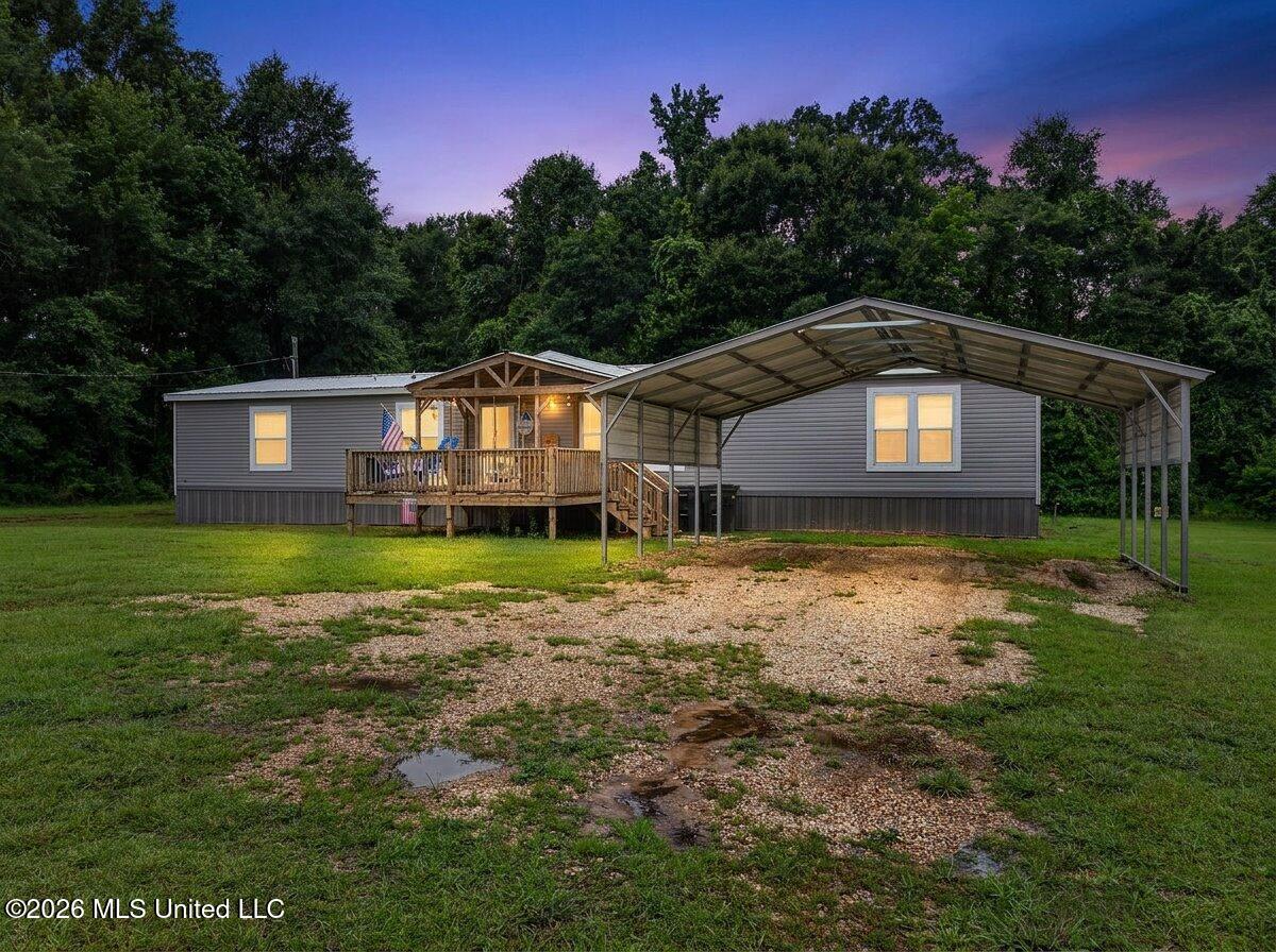 1241 Old River Road Property Photo 2