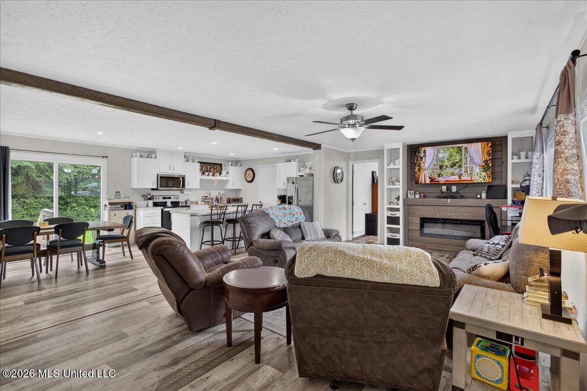 1241 Old River Road Property Photo 7