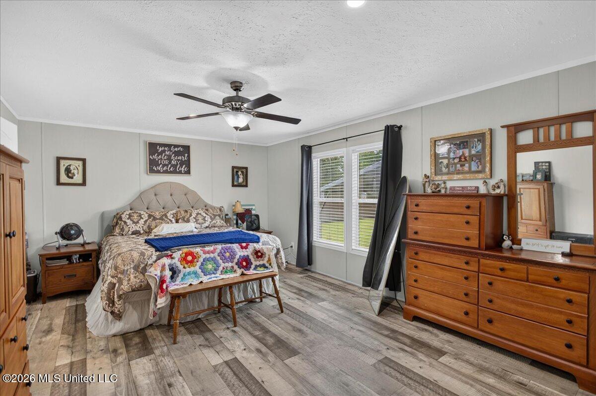 1241 Old River Road Property Photo 16