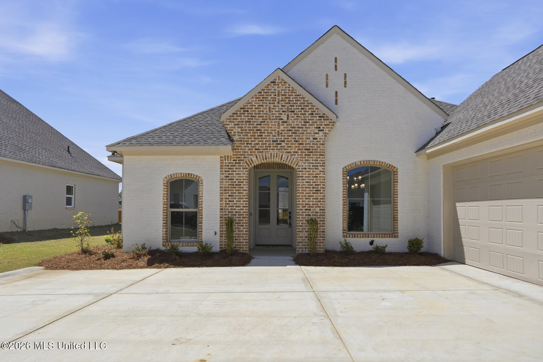 437 Aurora Circle Property Photo 6