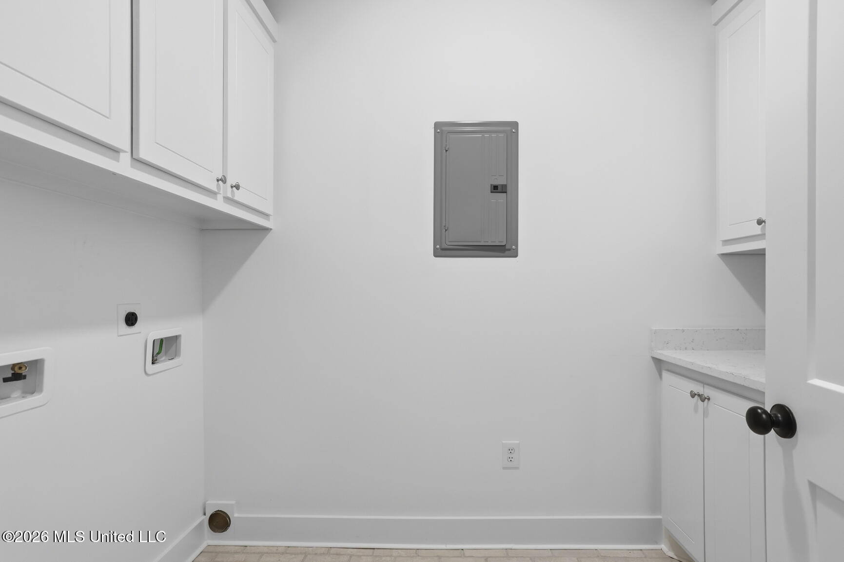437 Aurora Circle Property Photo 18
