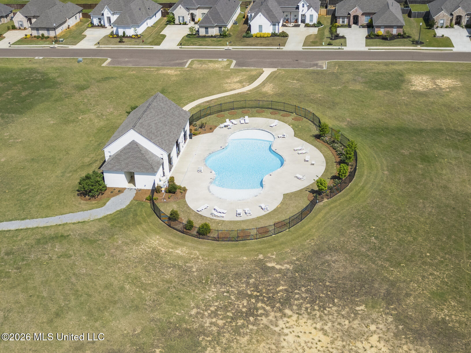 437 Aurora Circle Property Photo 37