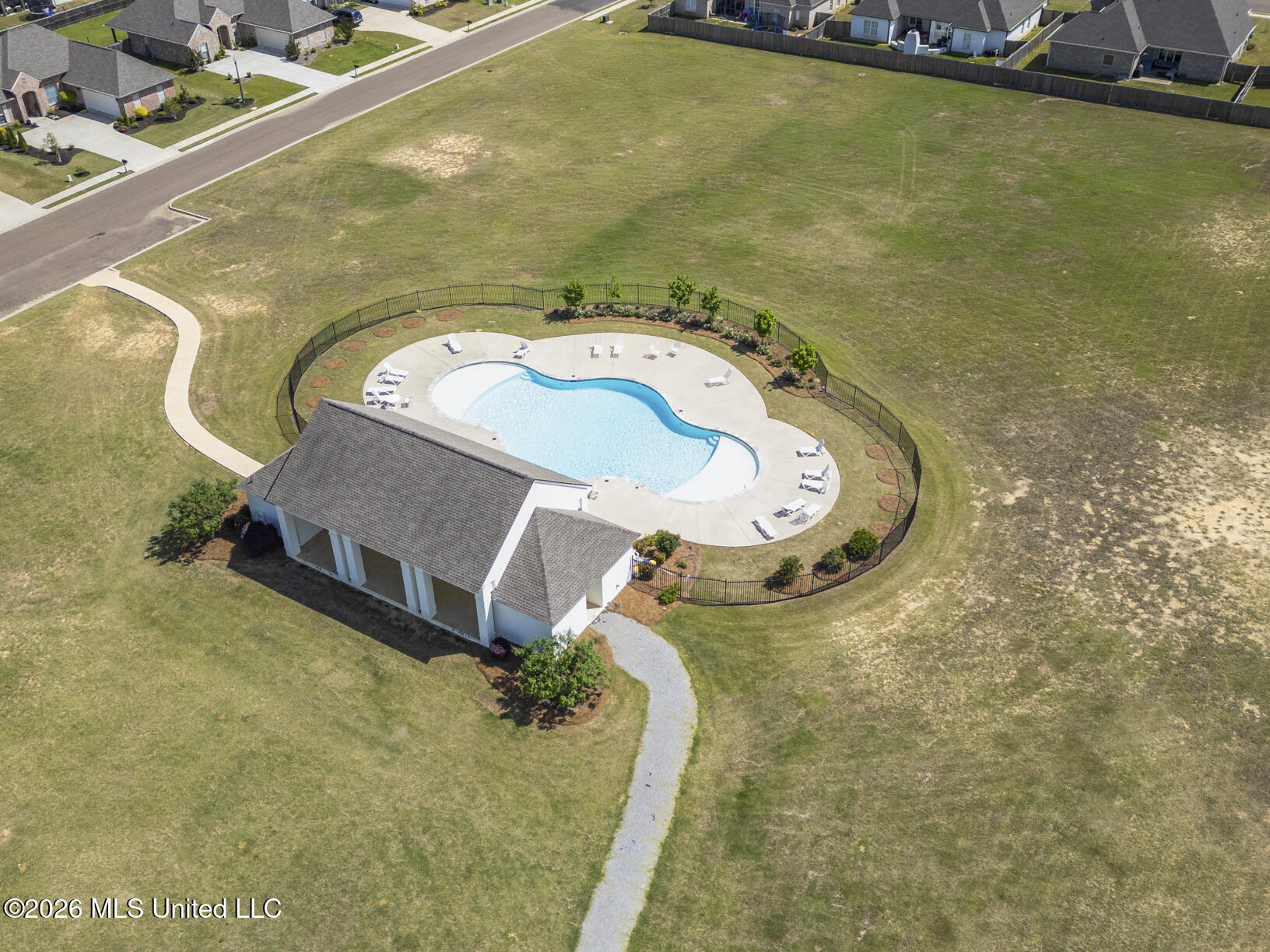 437 Aurora Circle Property Photo 38