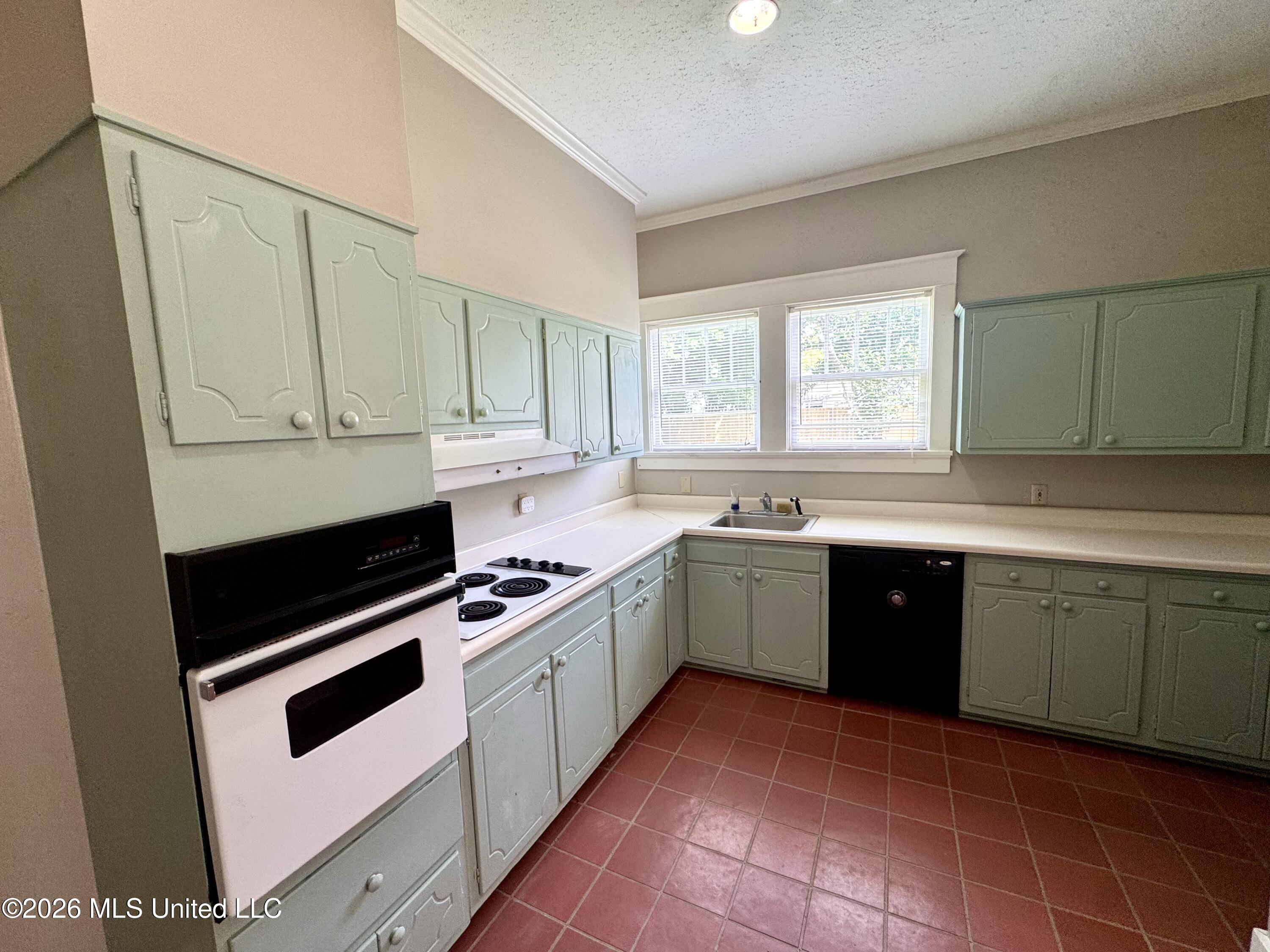317 Court Street Property Photo 5