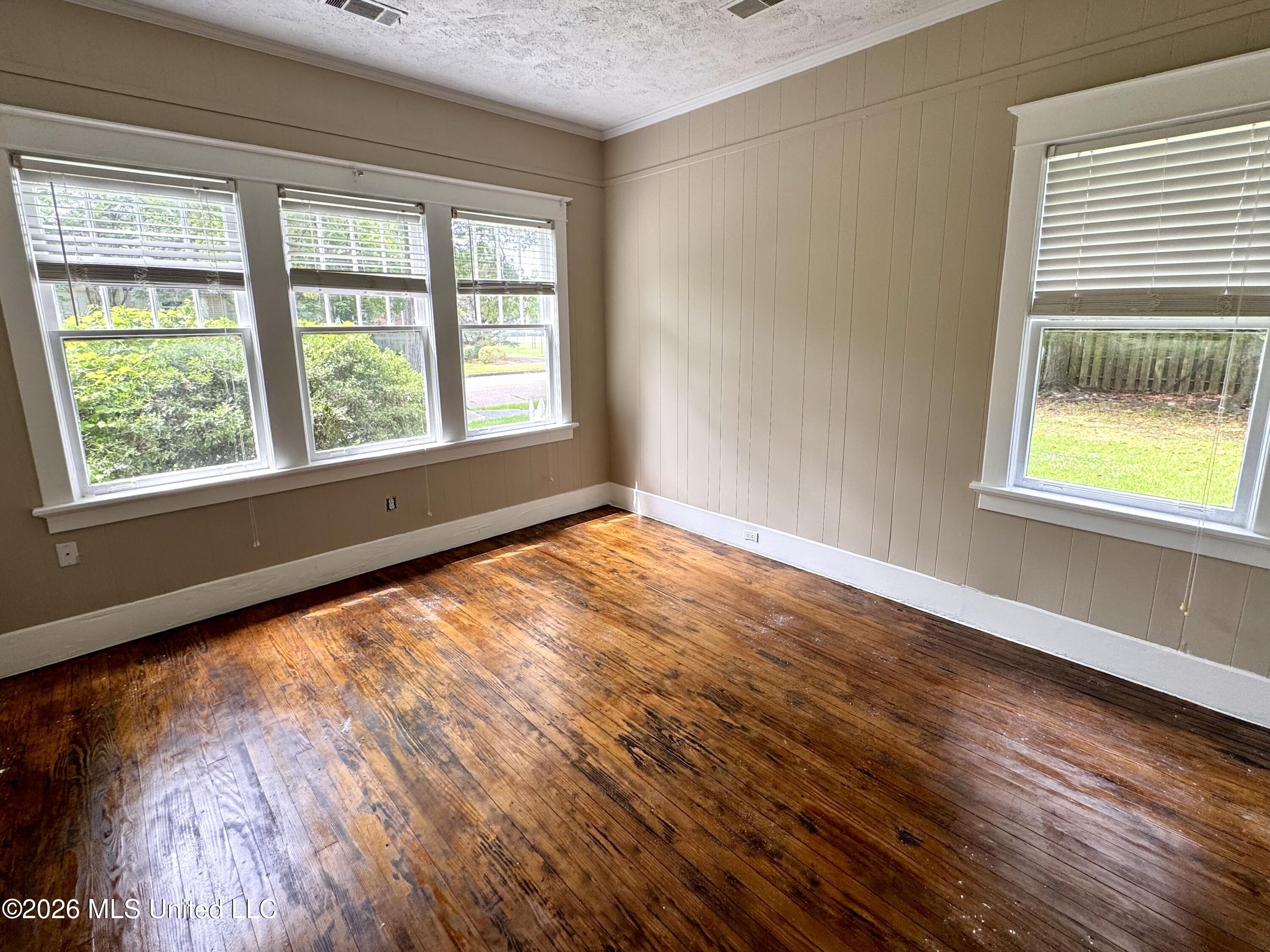 317 Court Street Property Photo 9
