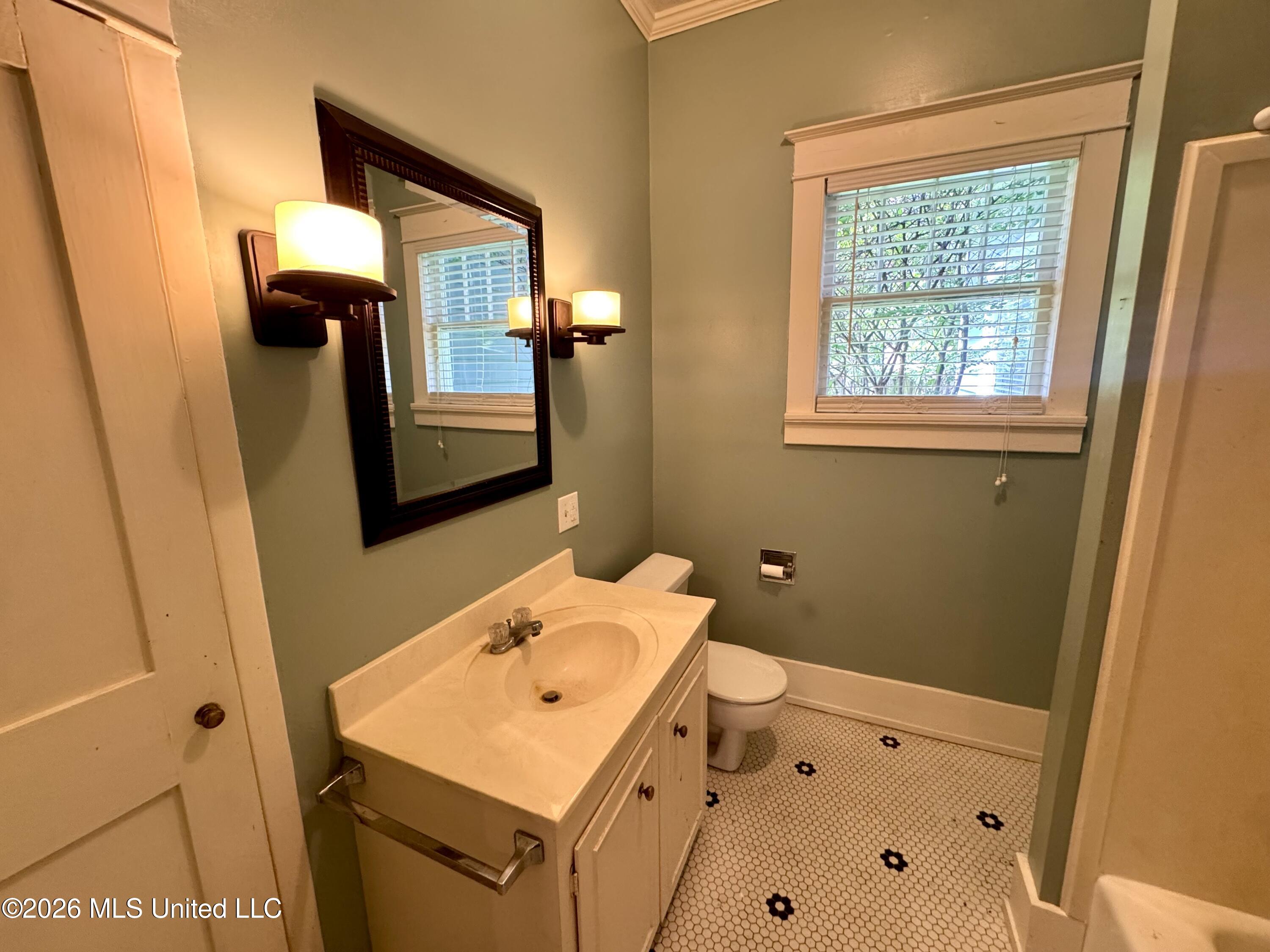 317 Court Street Property Photo 10