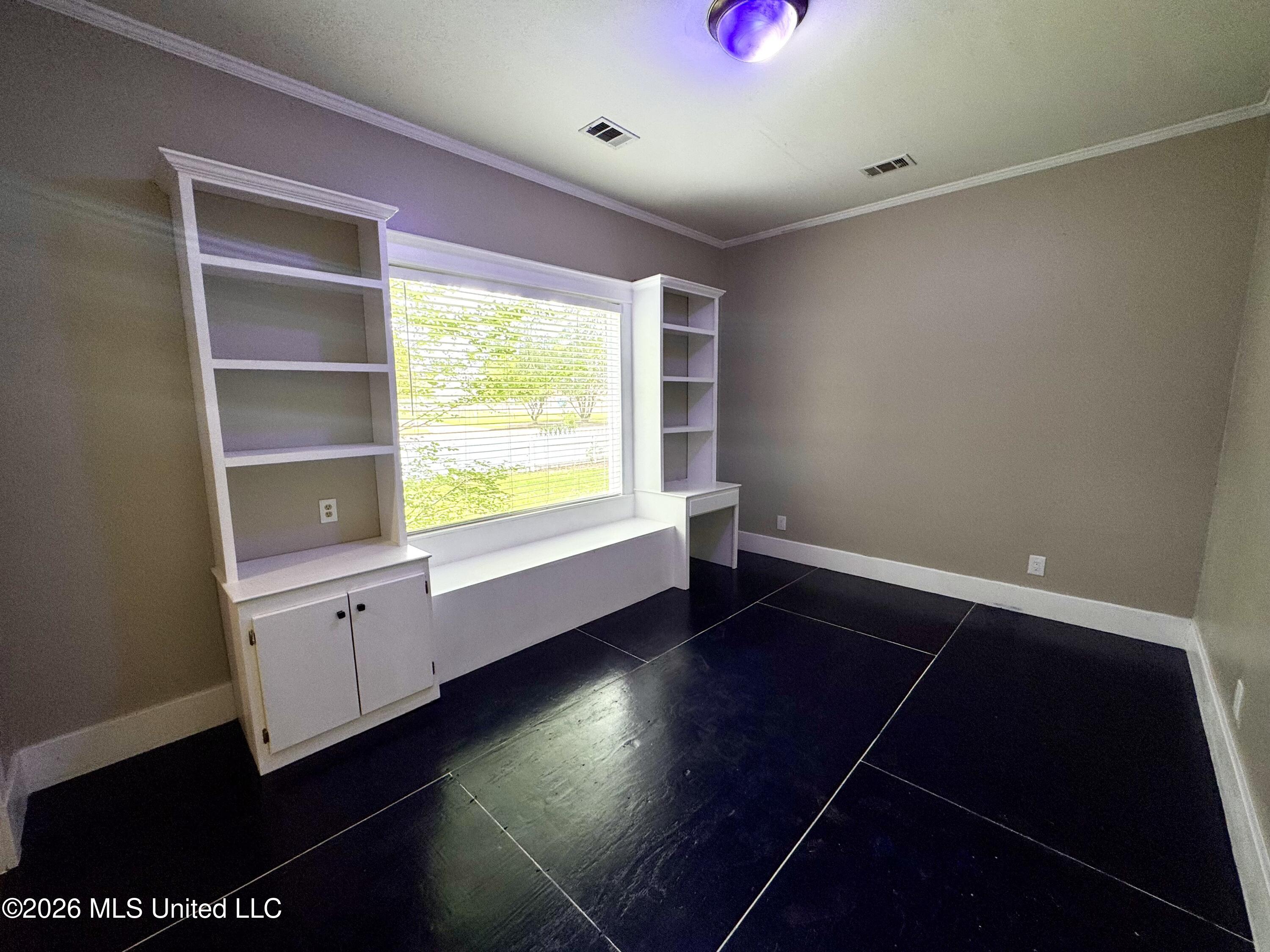 317 Court Street Property Photo 11