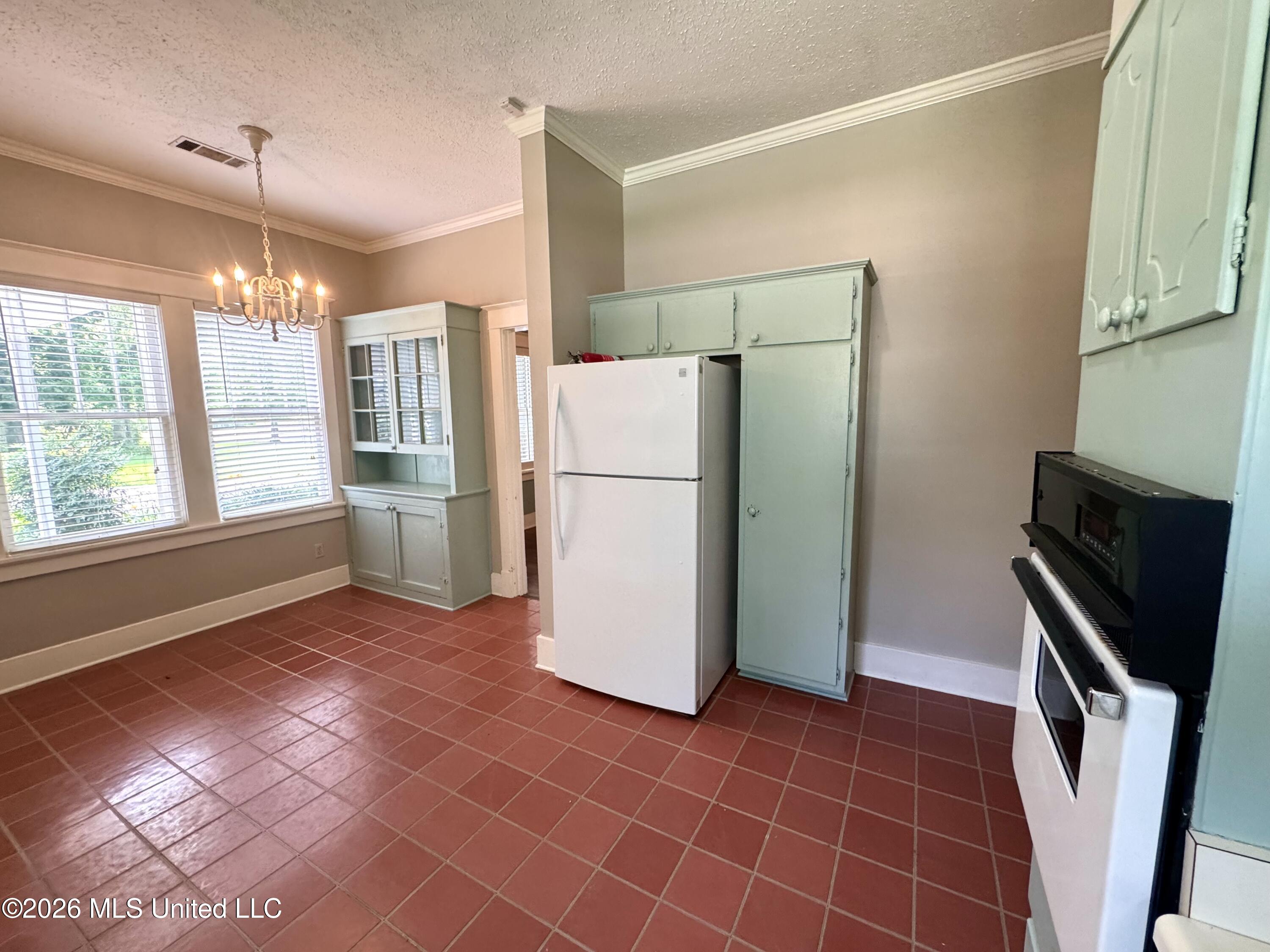 317 Court Street Property Photo 18