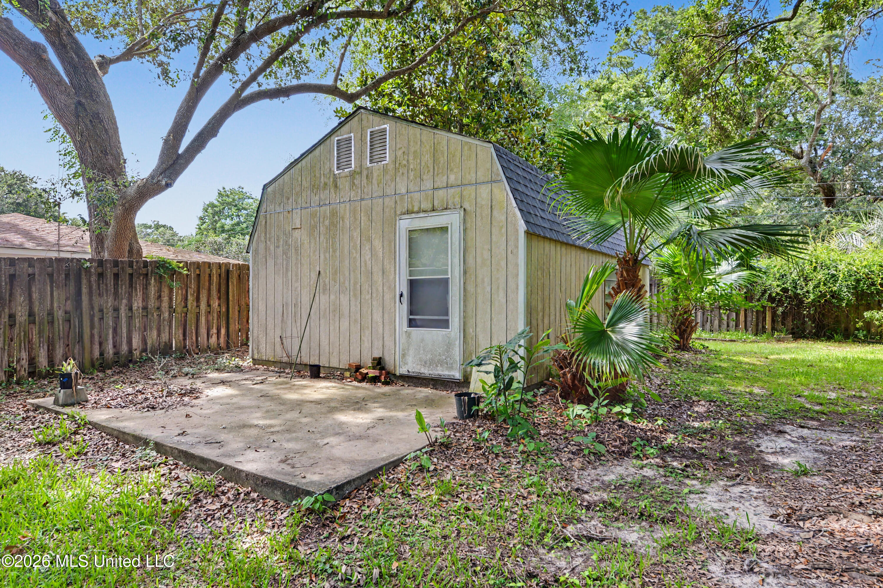 289 Holcomb Boulevard Property Photo 25