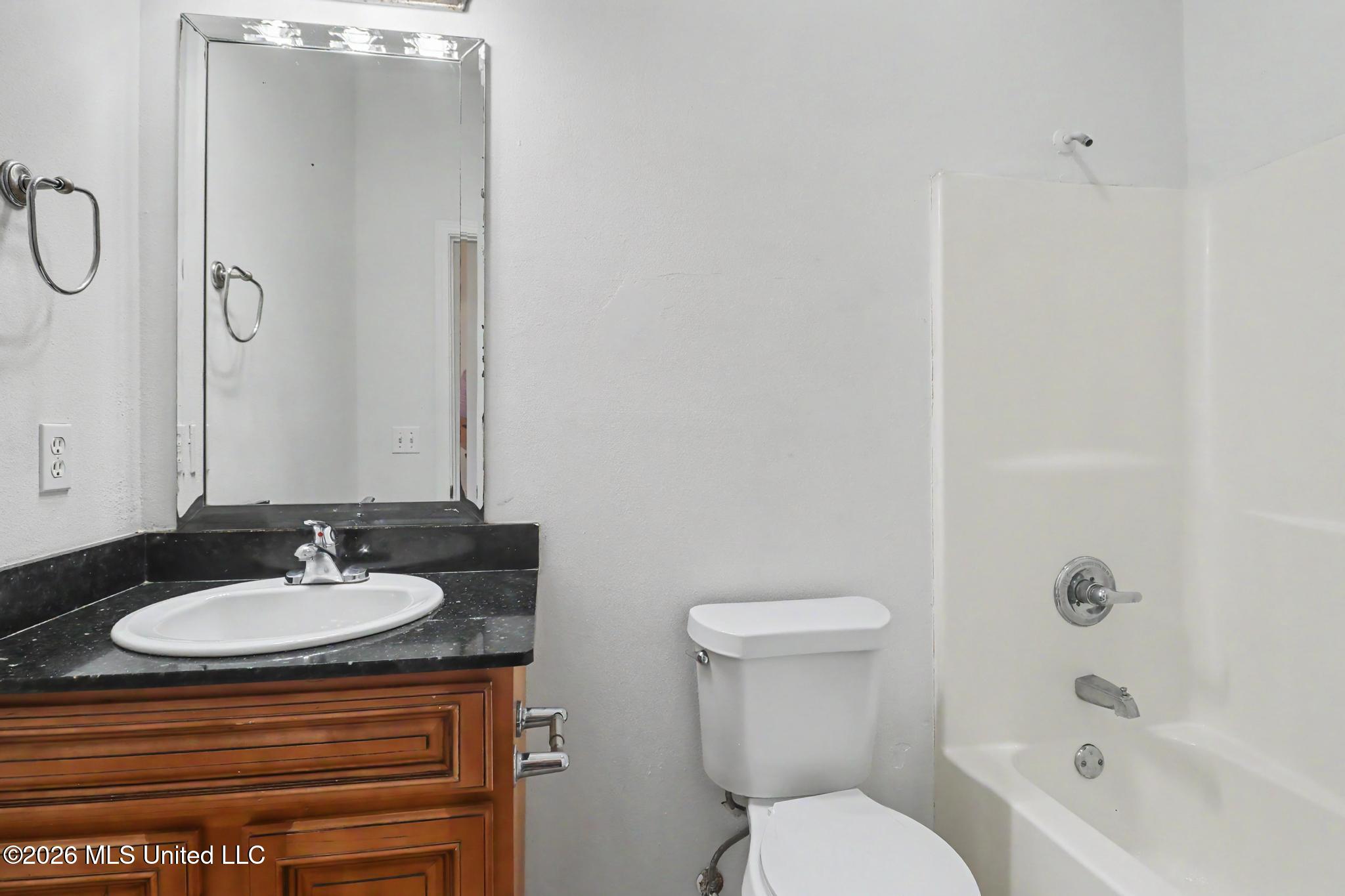 11609 Oaklane Drive Property Photo 14