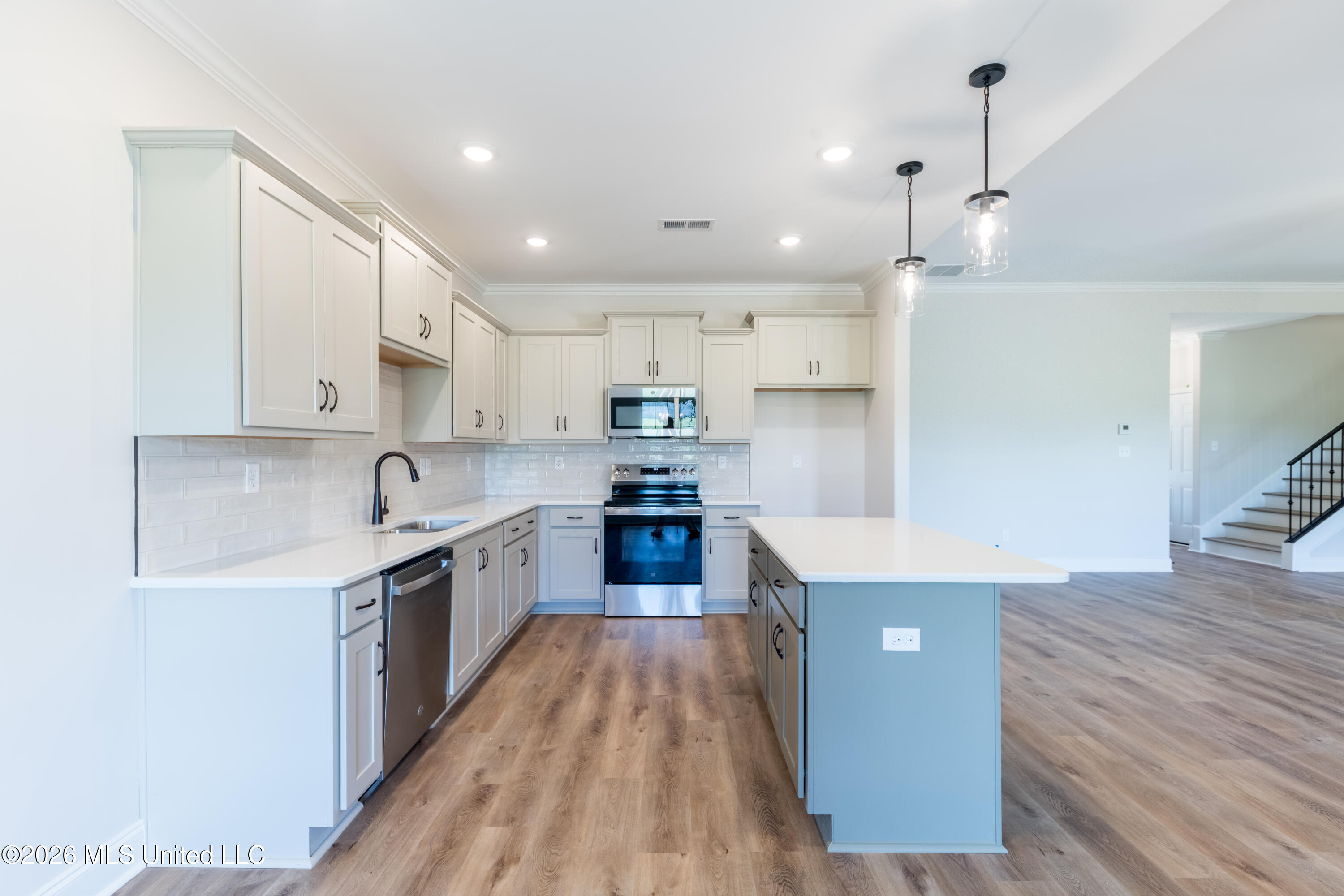 7651 John Elliott Lane Property Photo 12