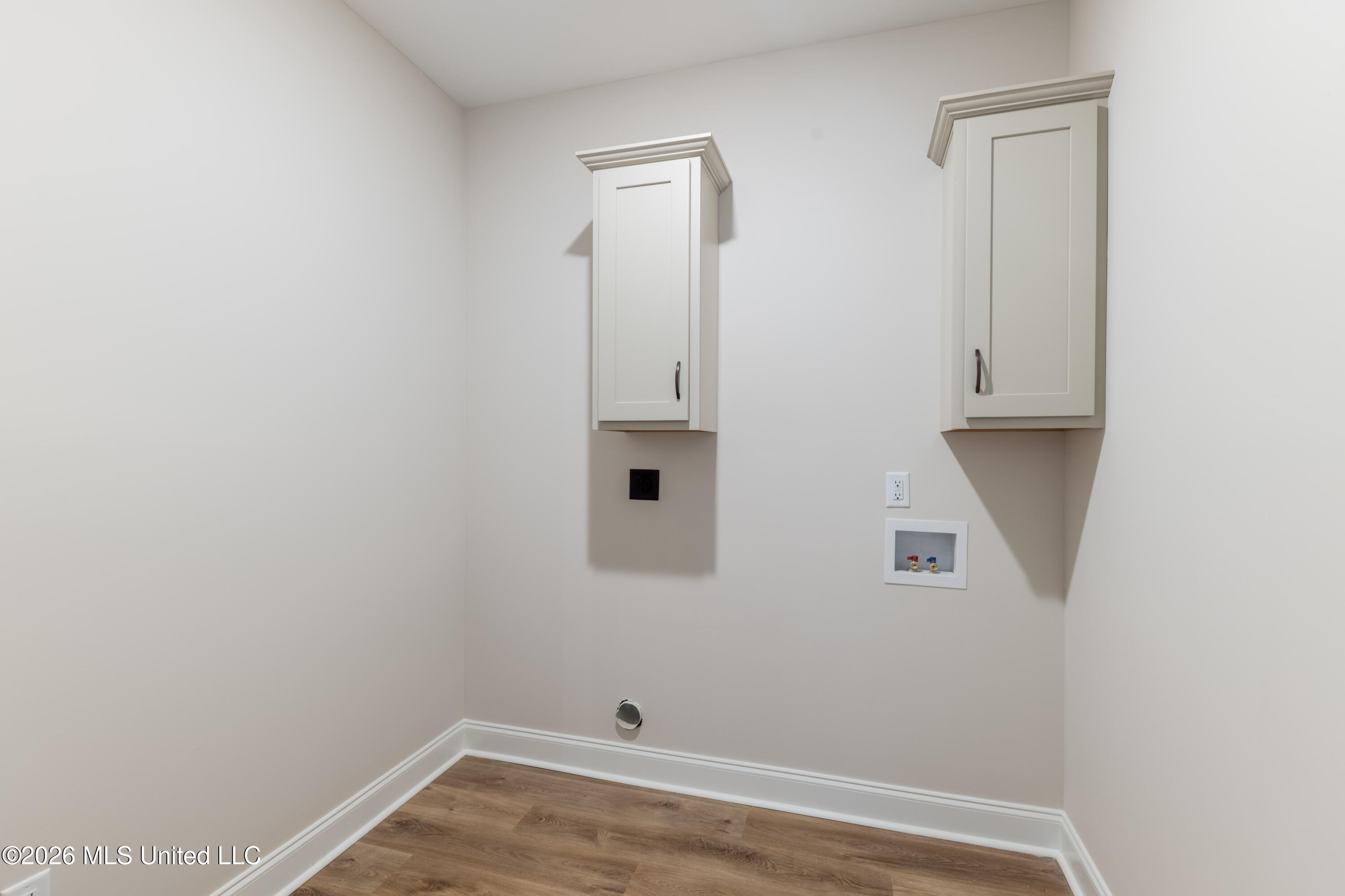 7651 John Elliott Lane Property Photo 16