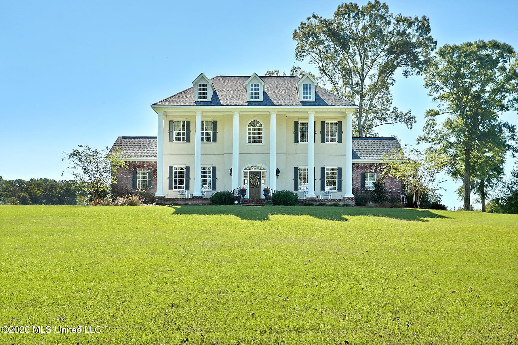 1735 Alana Drive Property Photo 2