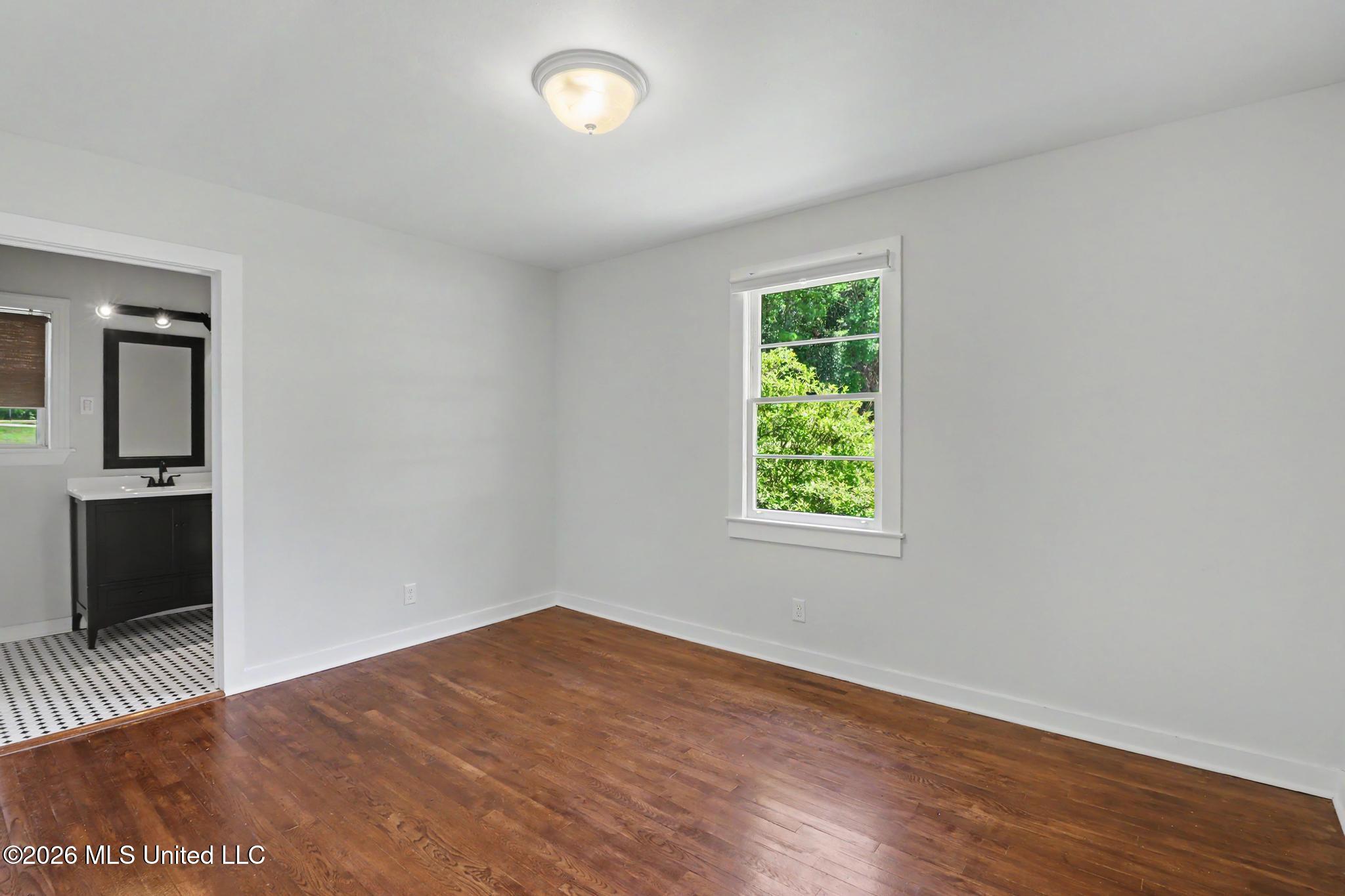 46 36th Street Property Photo 15