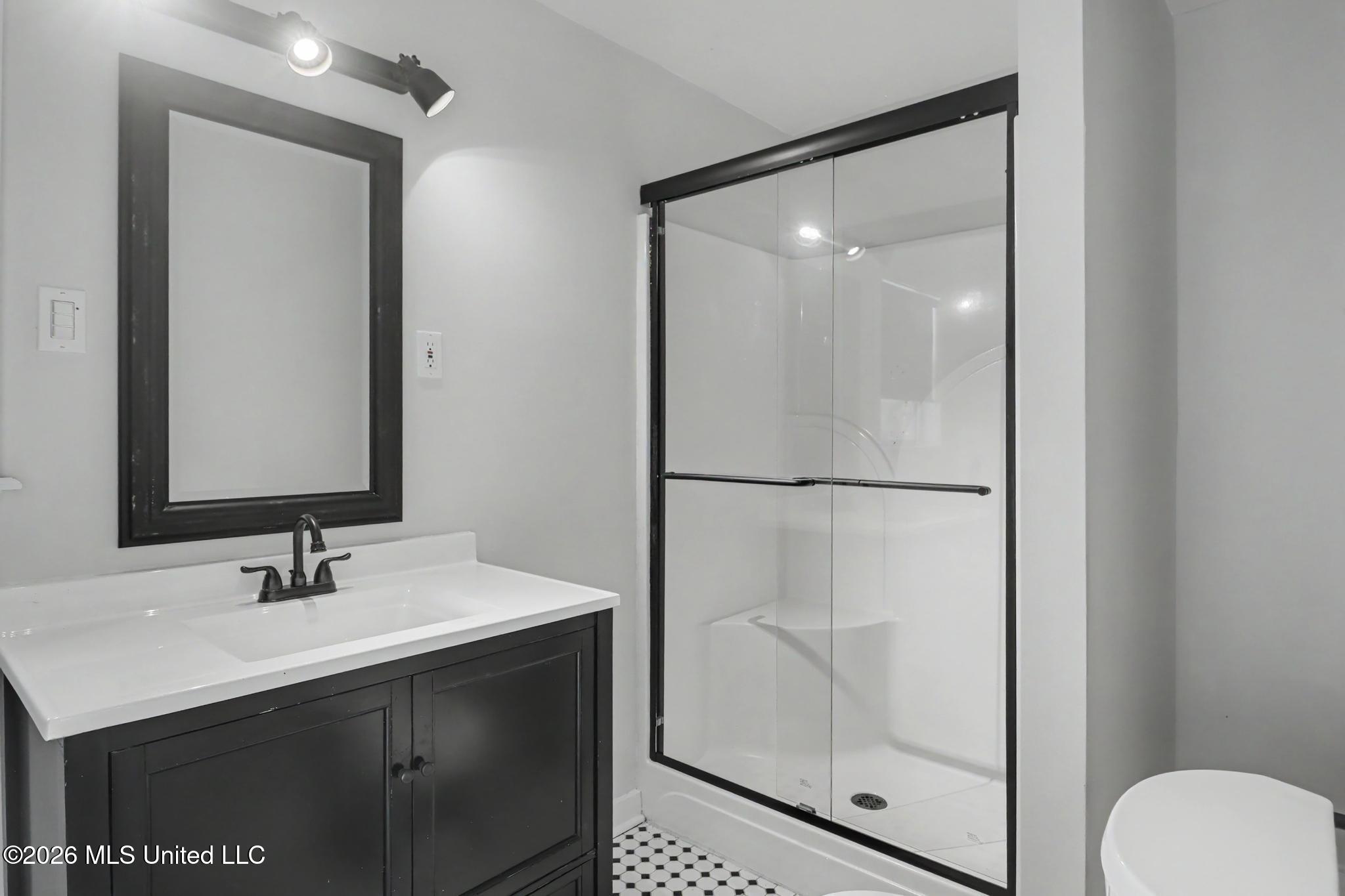 46 36th Street Property Photo 17