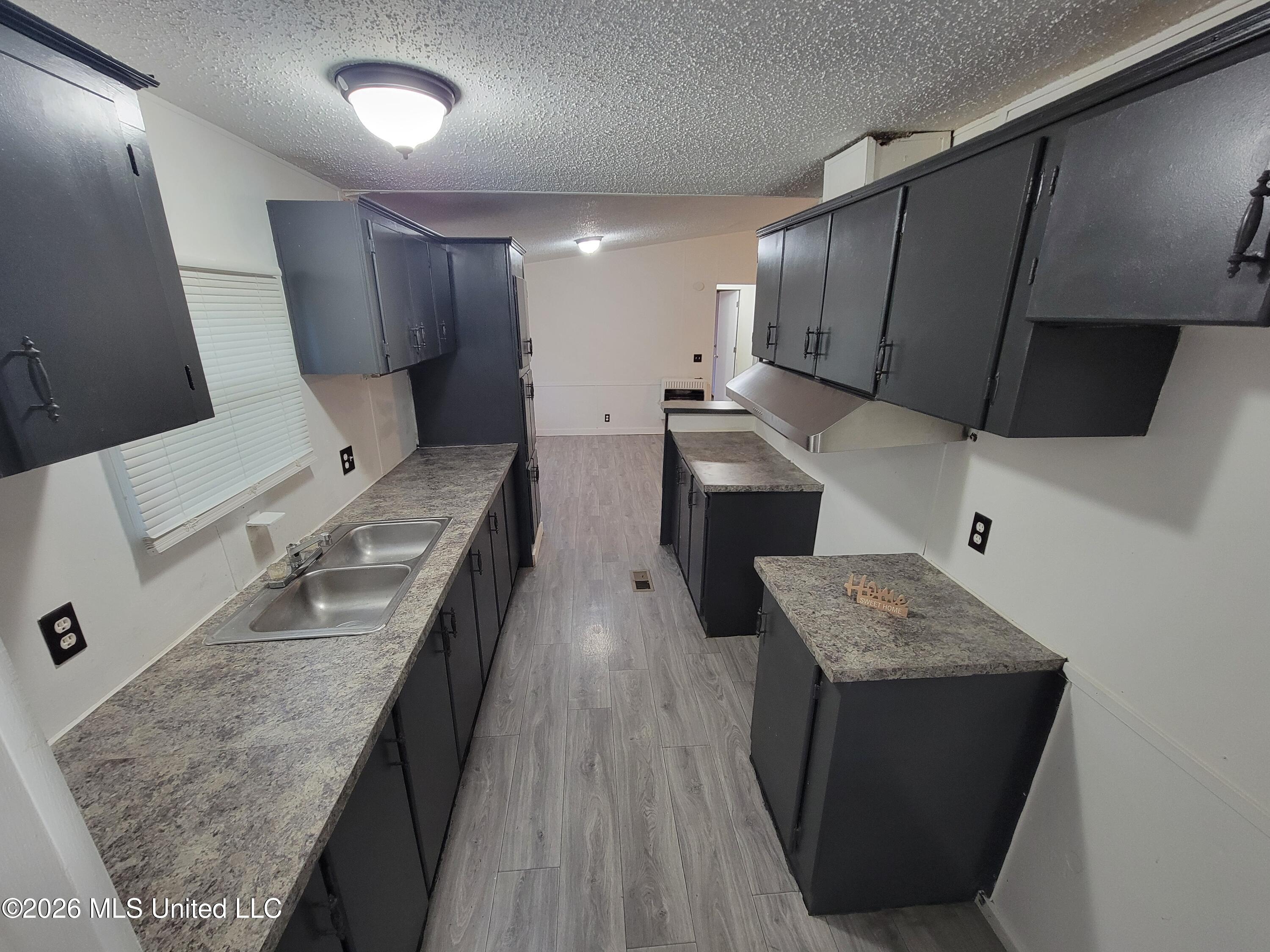 2427 Lawrence Hazel Road Property Photo 8