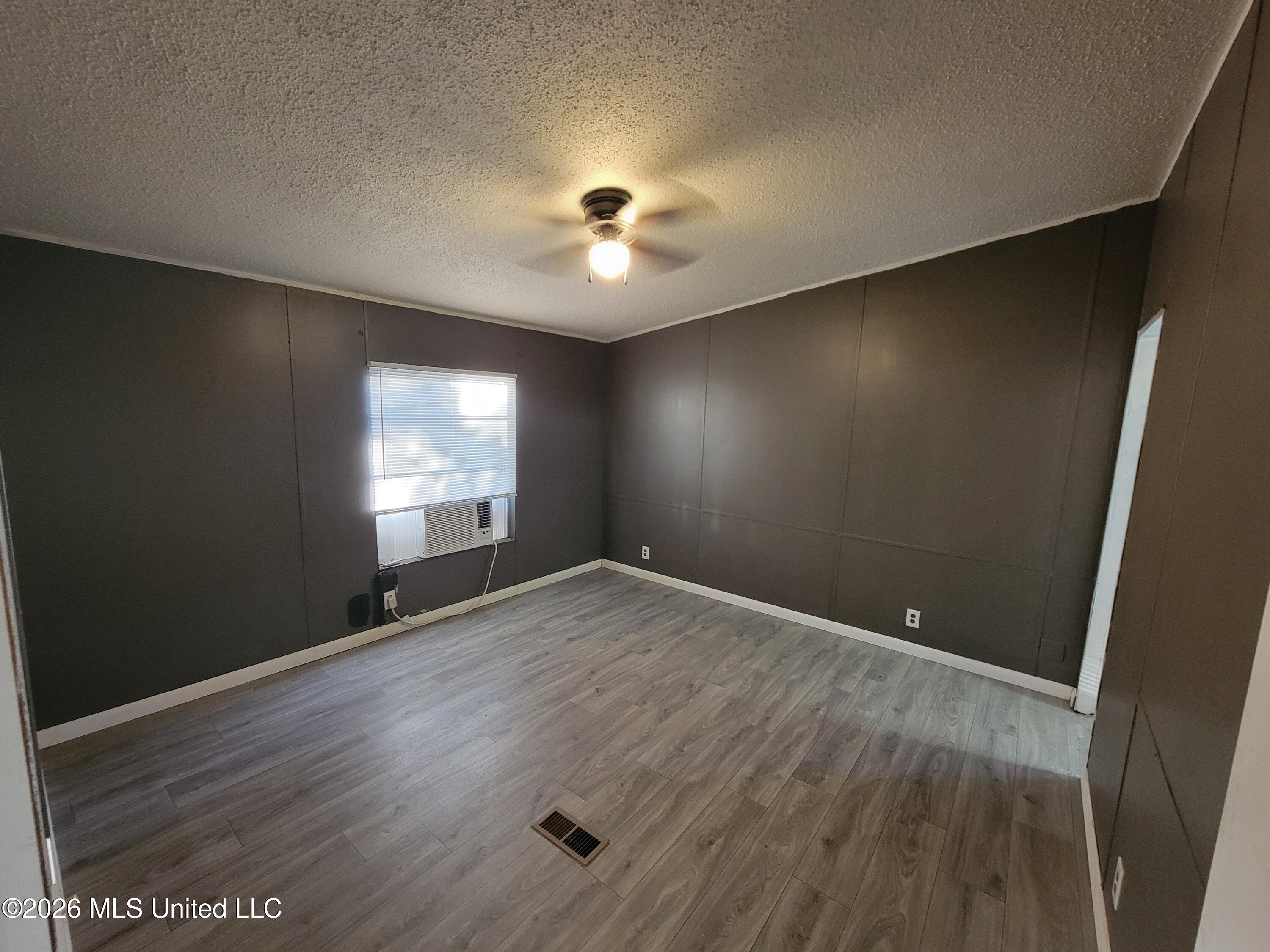 2427 Lawrence Hazel Road Property Photo 13