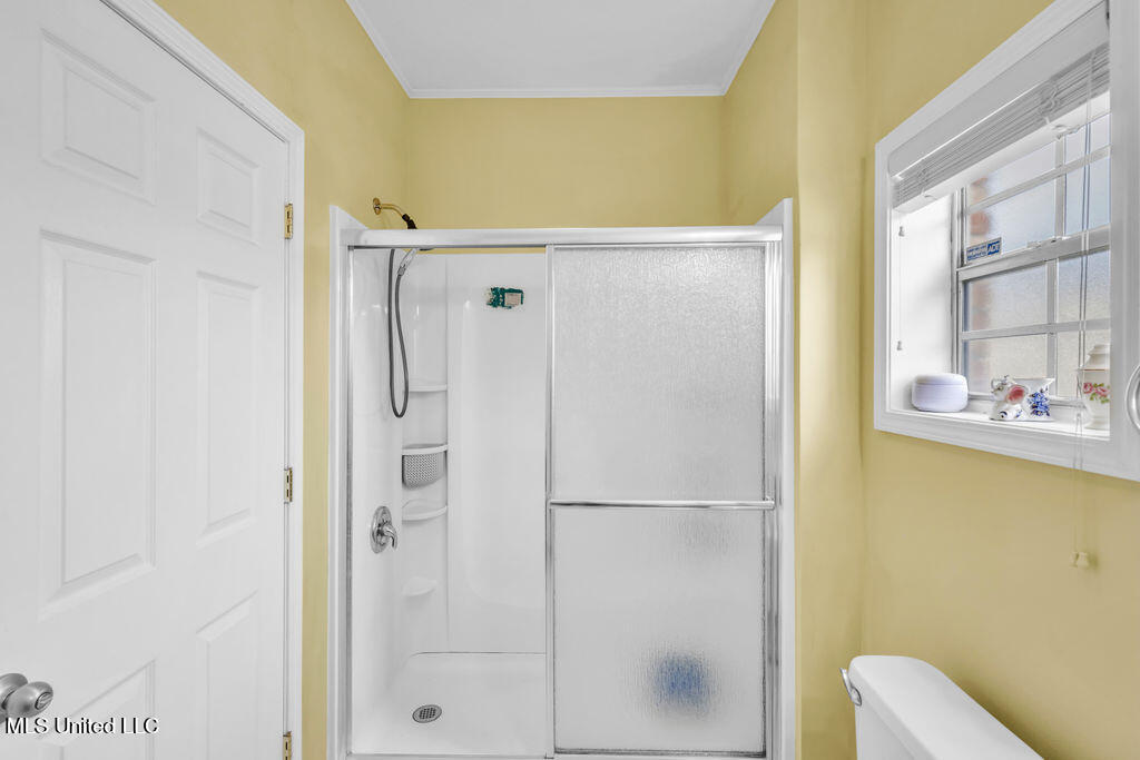 172 Hoxie Street Property Photo 24