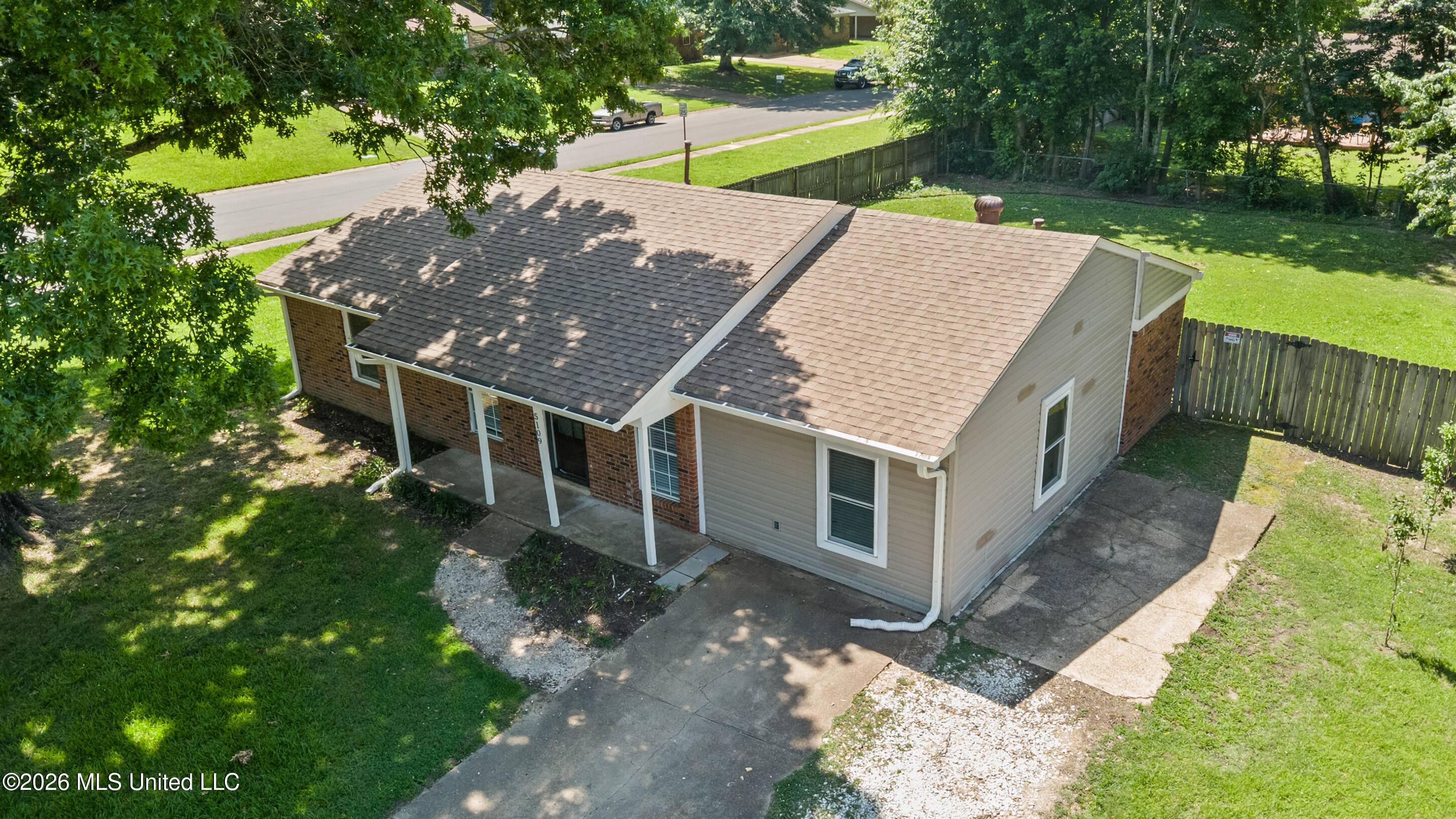 5109 Gray Drive Property Photo 26