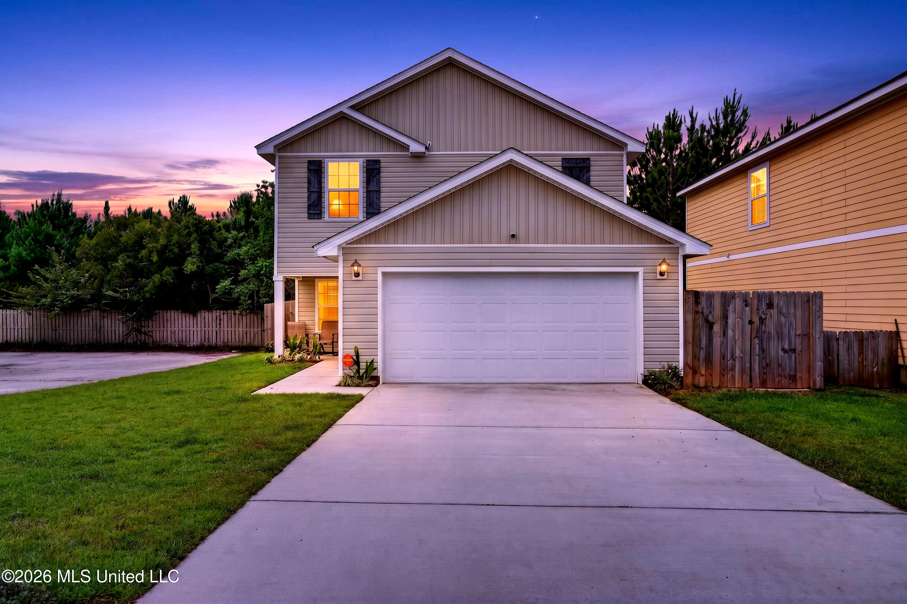 2016 Napoleon Street Property Photo 1