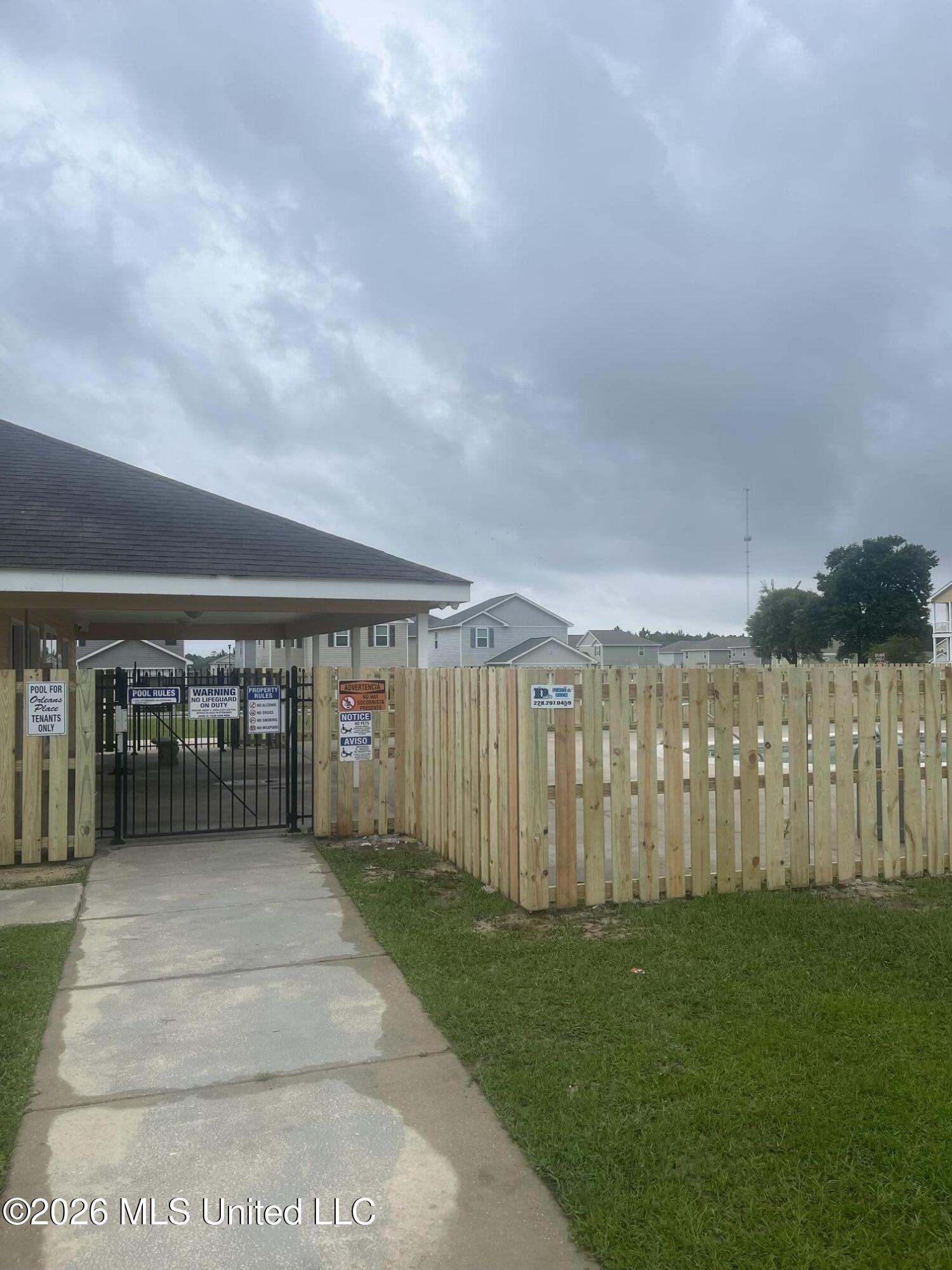 2016 Napoleon Street Property Photo 26