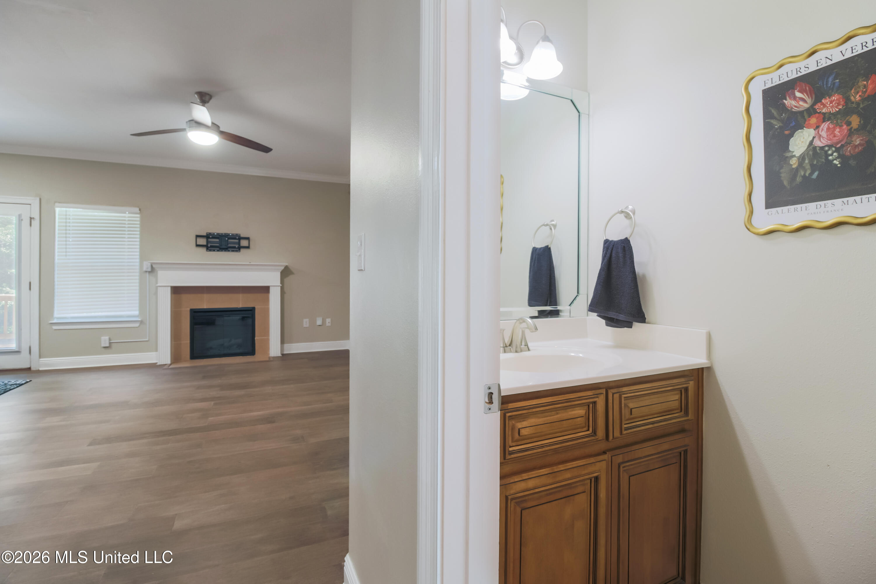 3458 Riverbend Cove Property Photo 5