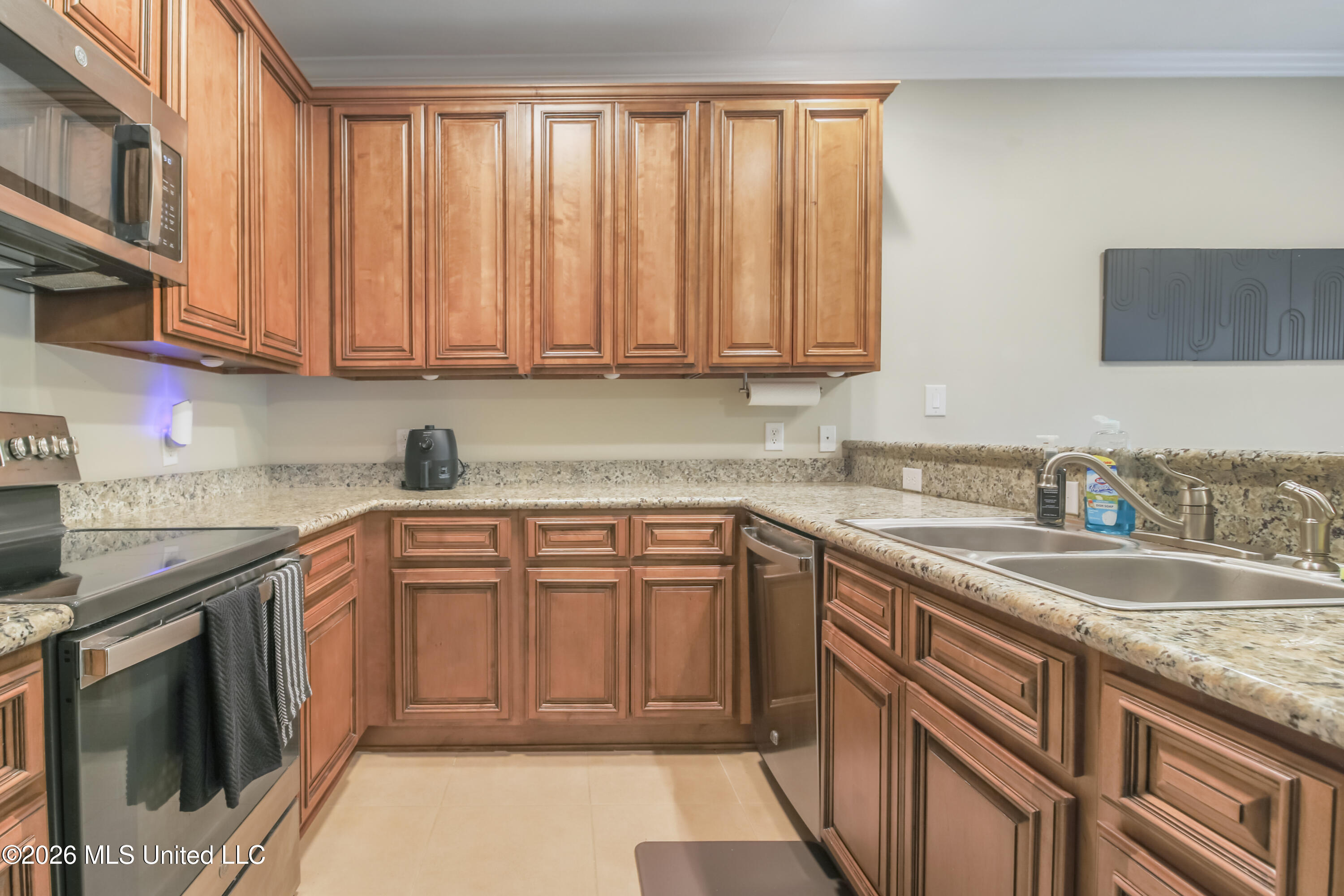 3458 Riverbend Cove Property Photo 10