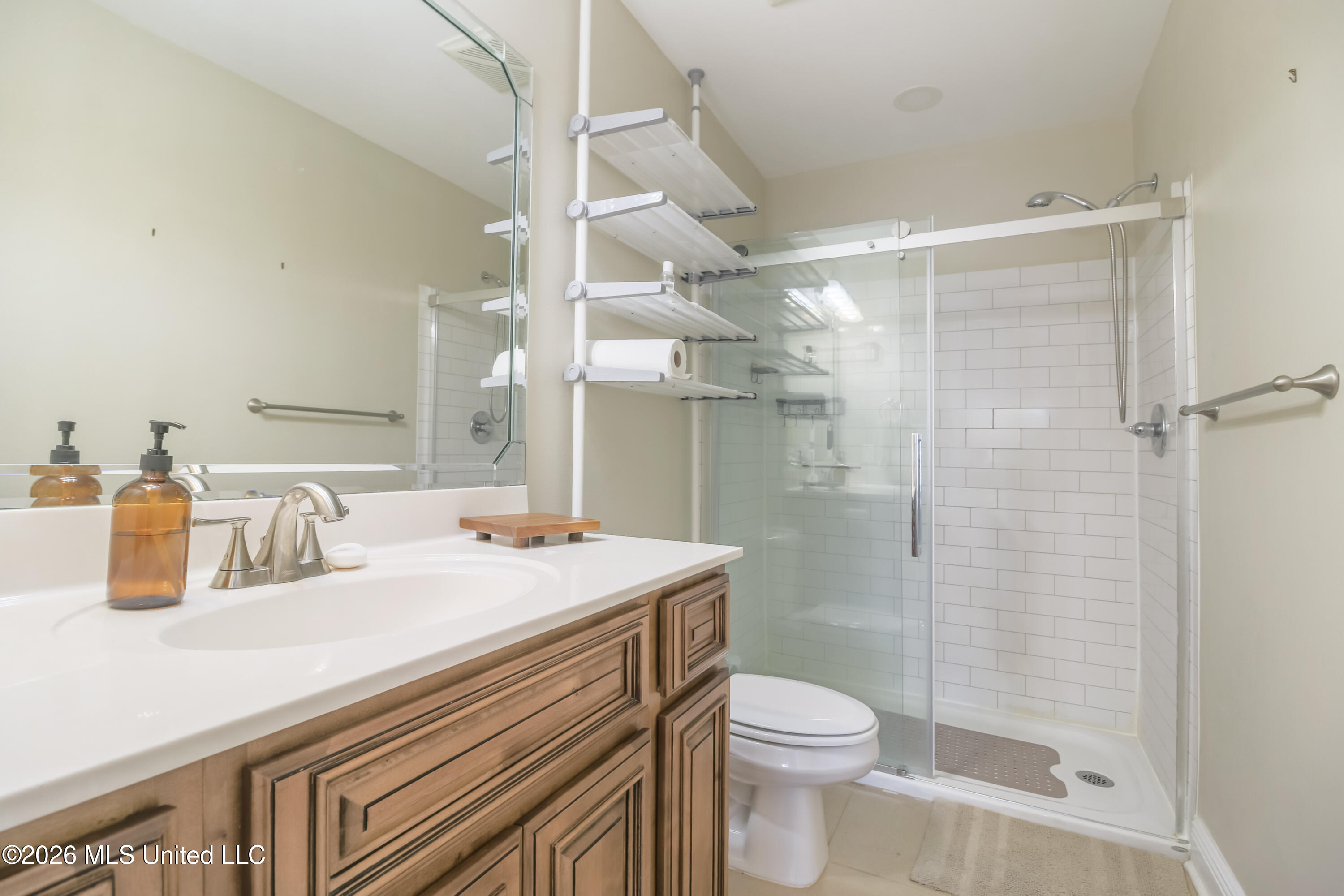3458 Riverbend Cove Property Photo 13