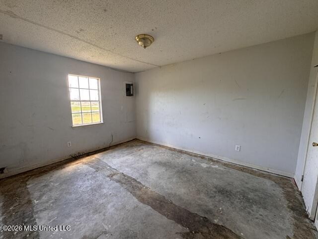 2804 34th Avenue Property Photo 11