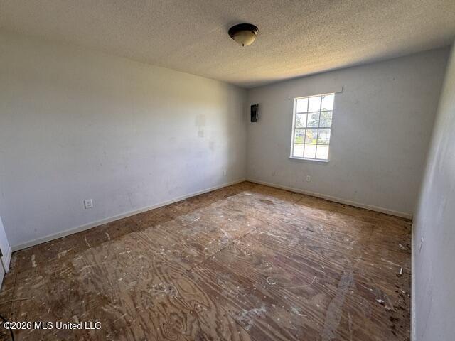 2804 34th Avenue Property Photo 16