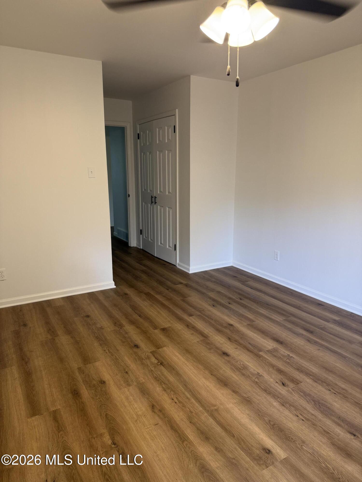 8667 Chesterfield Drive Property Photo 8