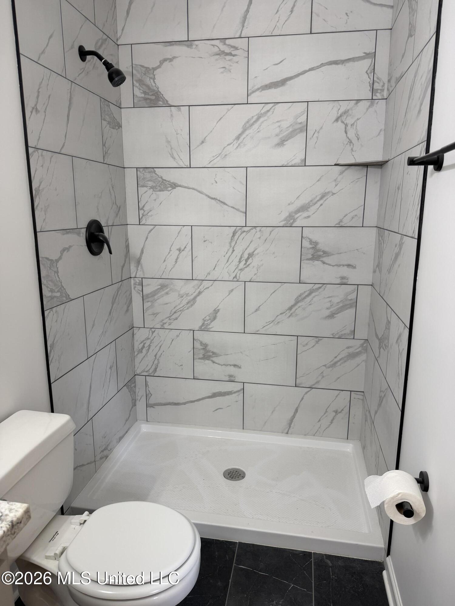 8667 Chesterfield Drive Property Photo 9
