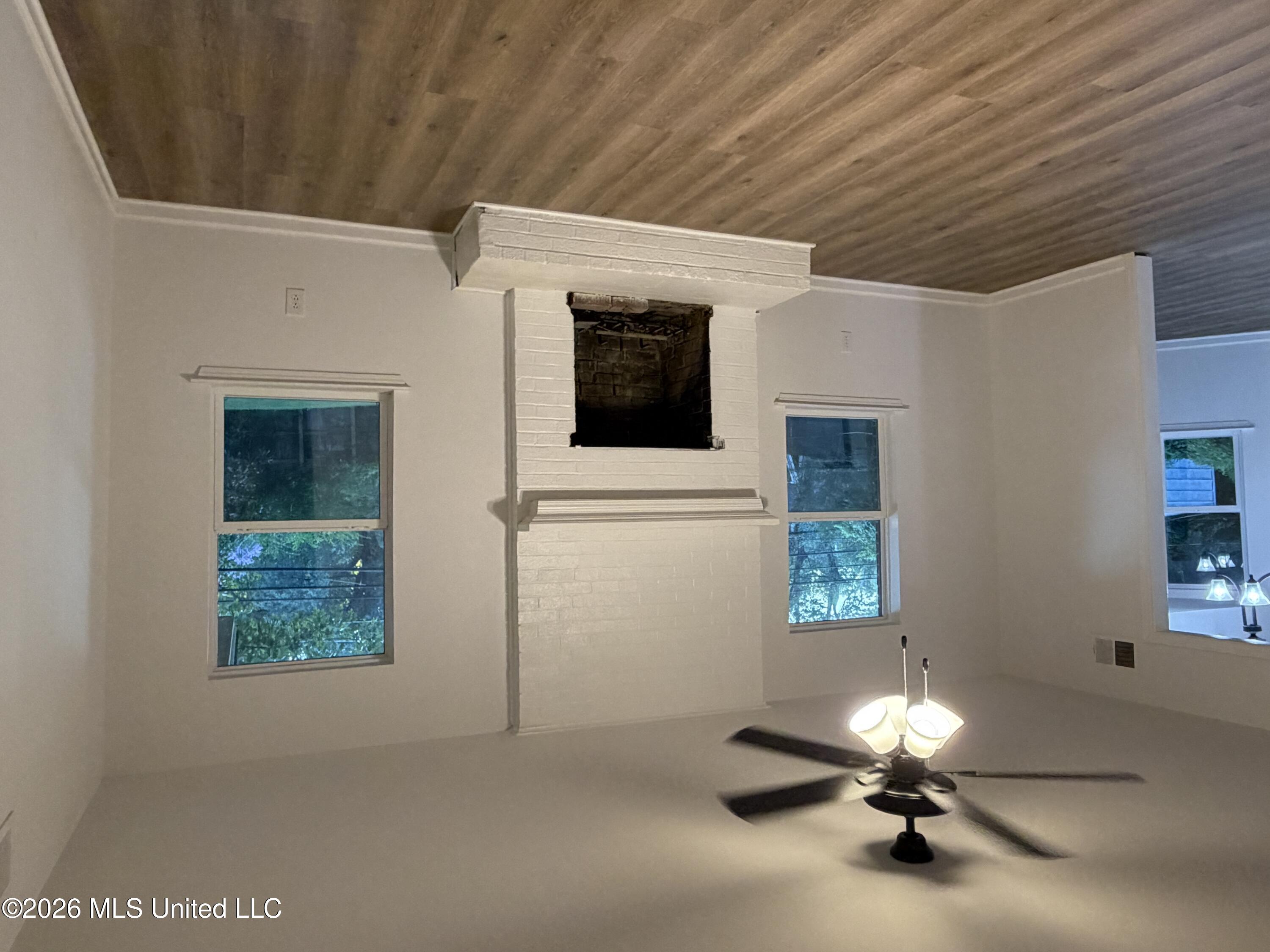8667 Chesterfield Drive Property Photo 17