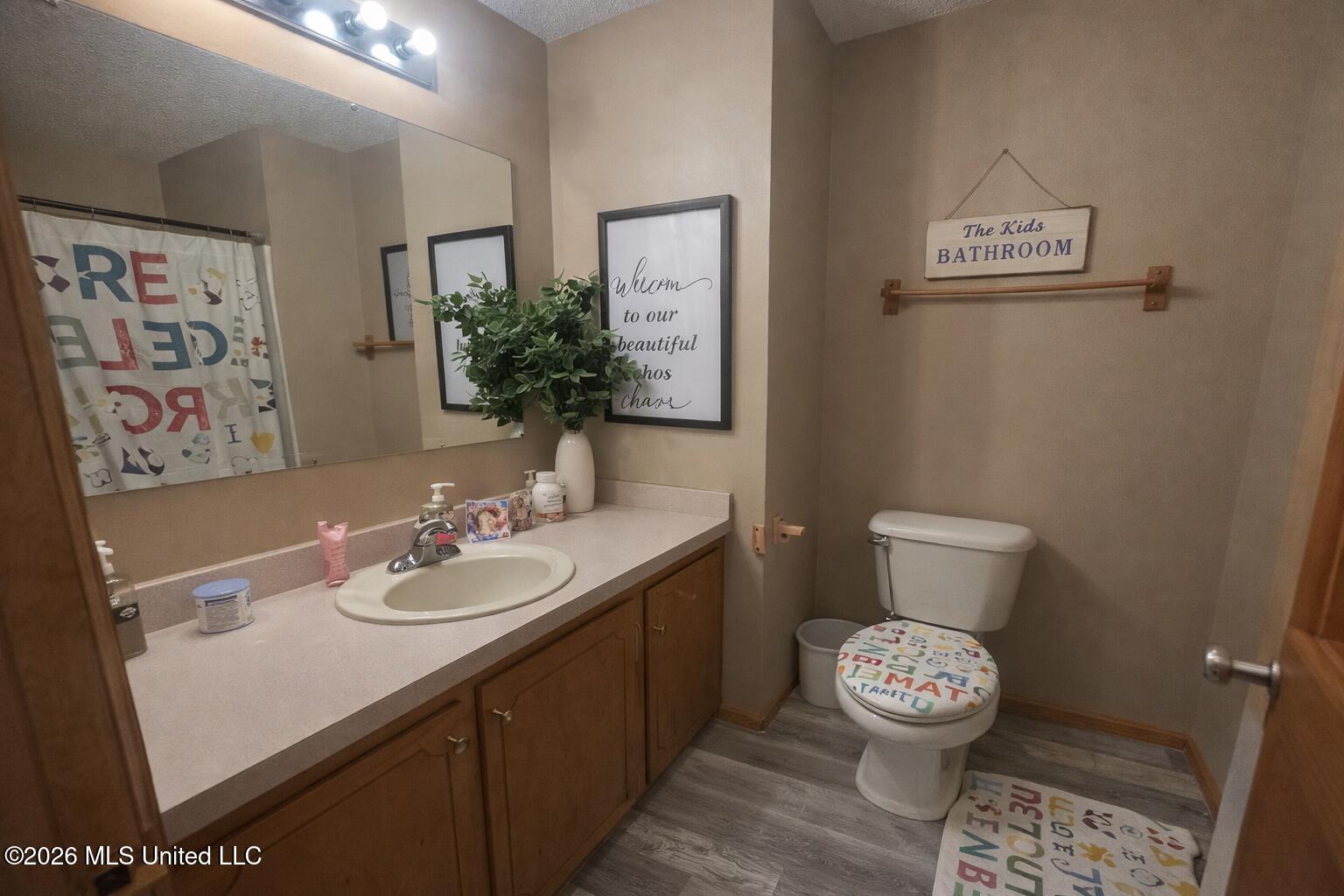 6 Honeycomb Road Property Photo 12
