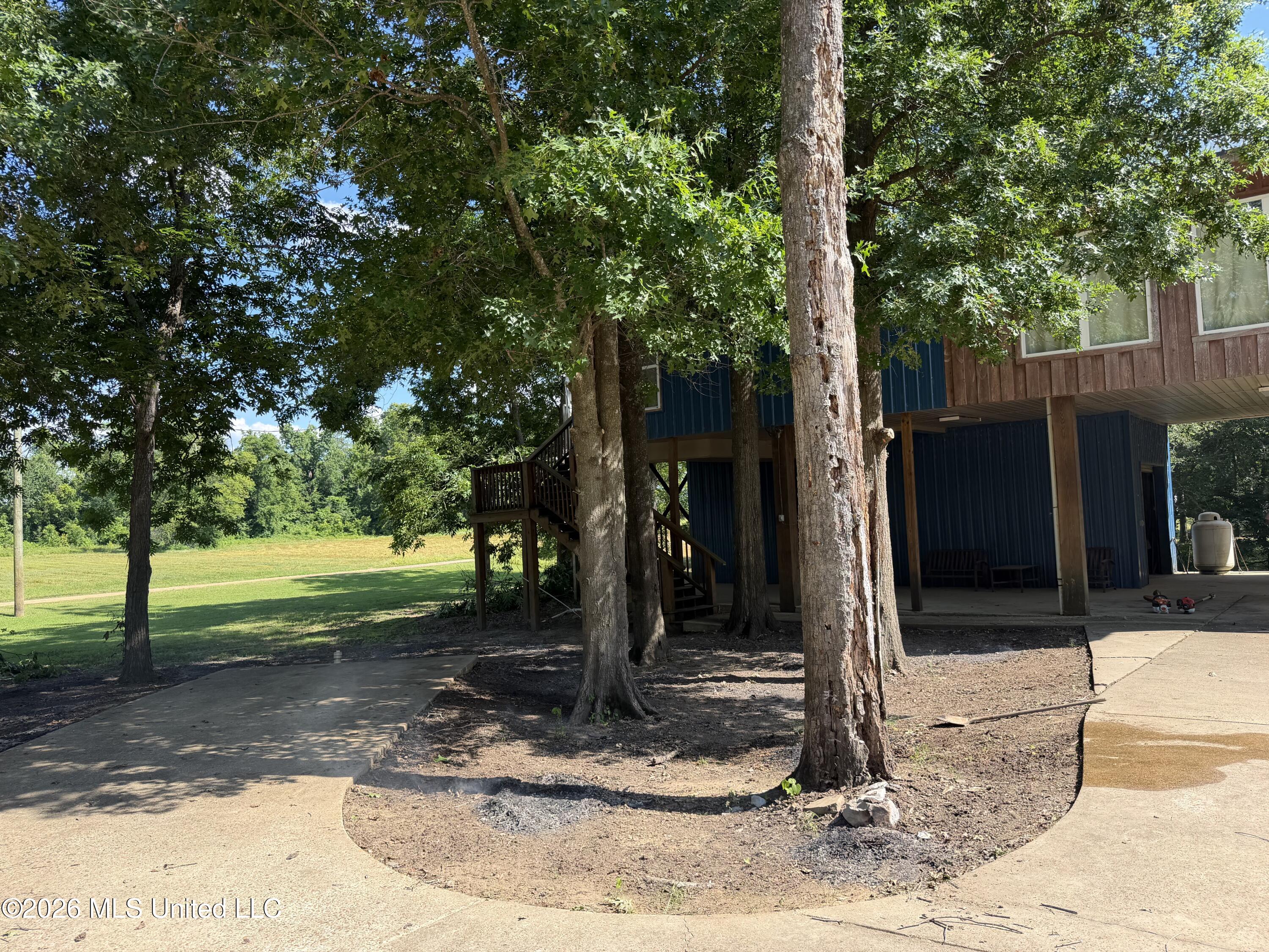 1723 Shoemake Road Property Photo 29