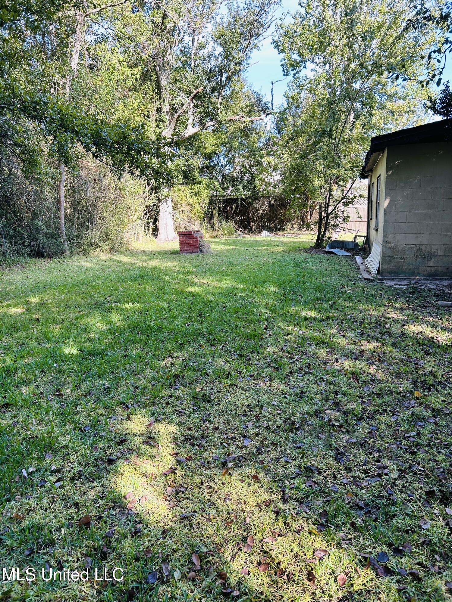 1990 Brasher Road Property Photo 15