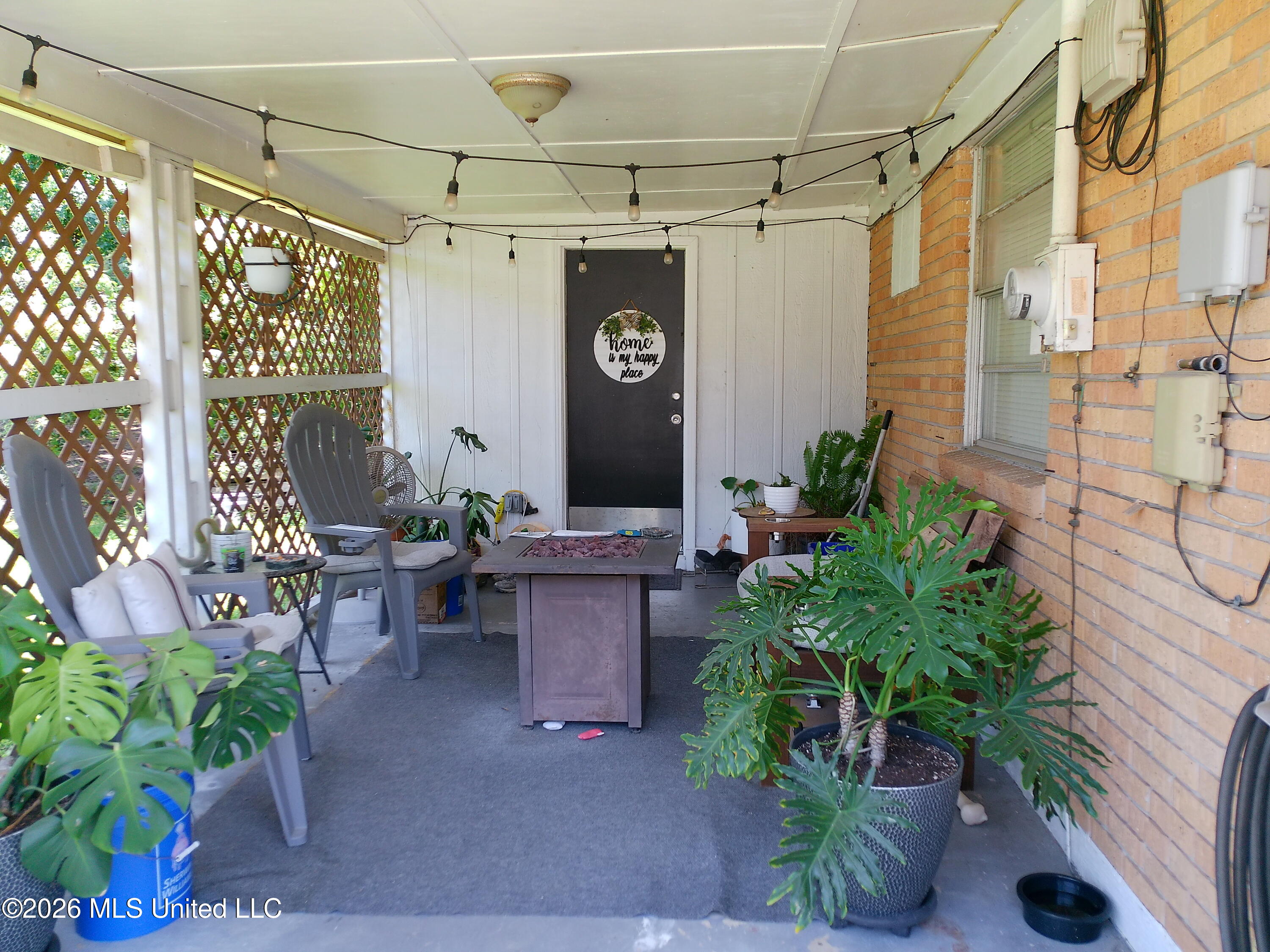 2179 Saint James Boulevard Property Photo 3