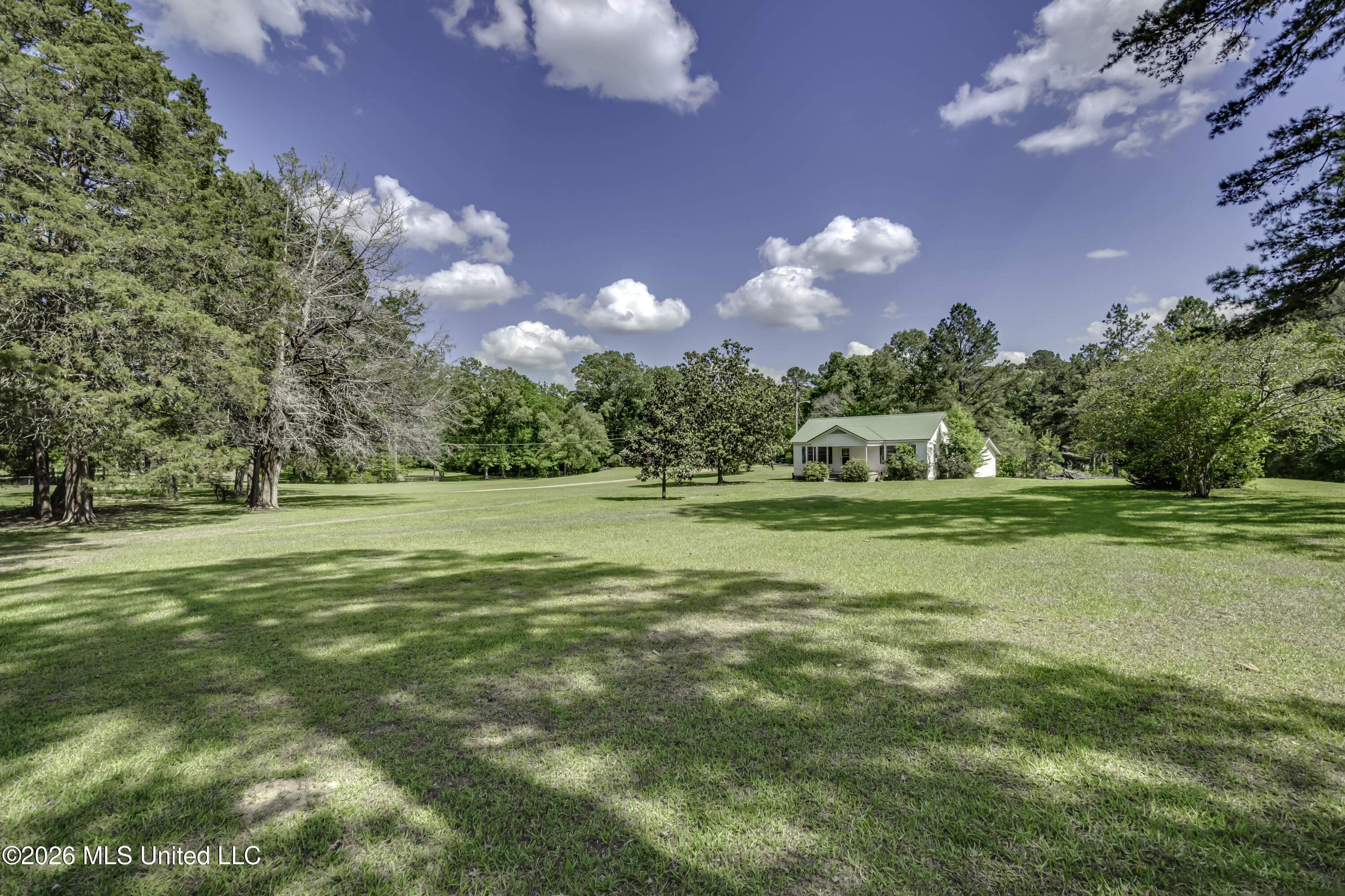 6118 Terry Road Property Photo 4