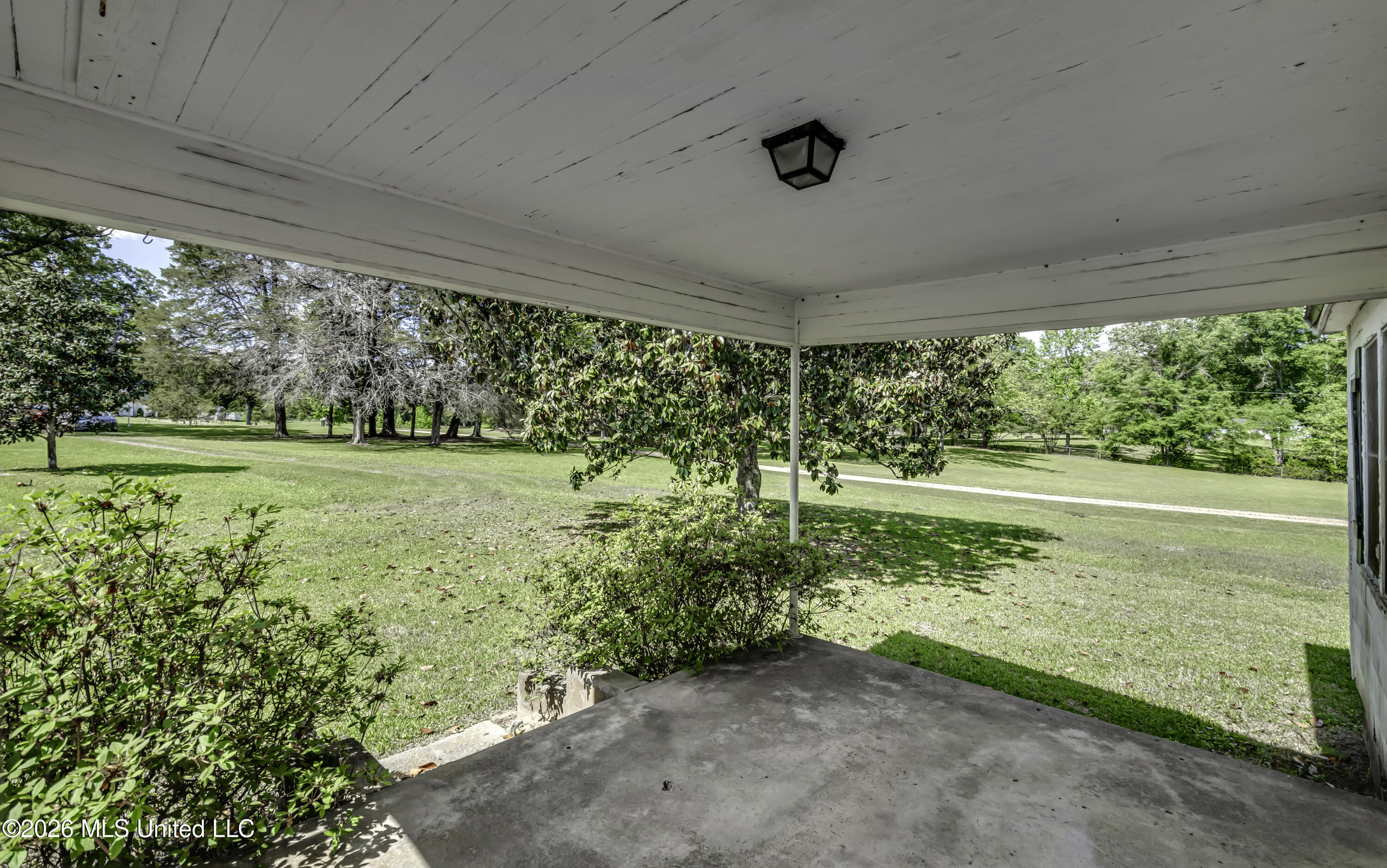6118 Terry Road Property Photo 8