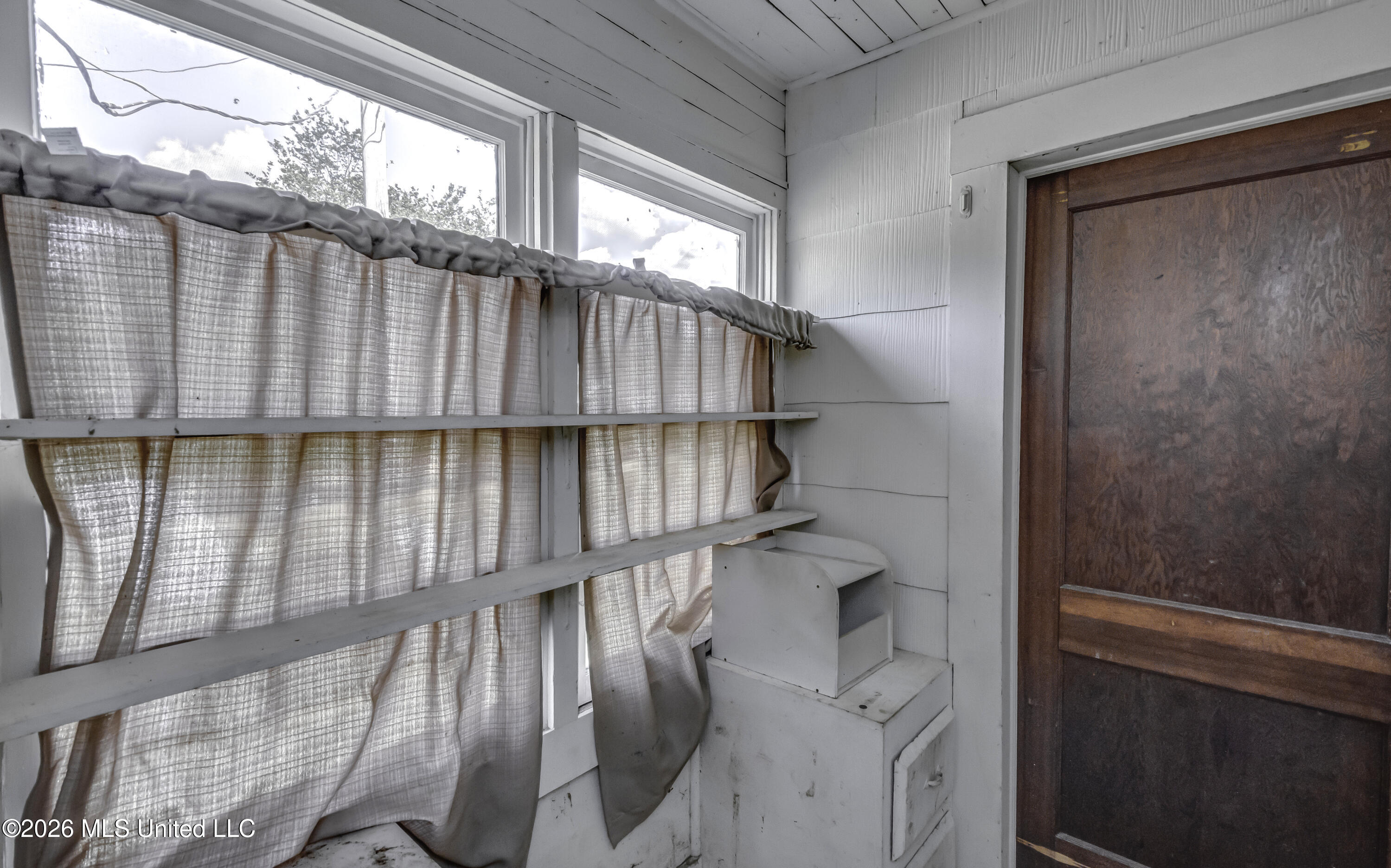 6118 Terry Road Property Photo 25