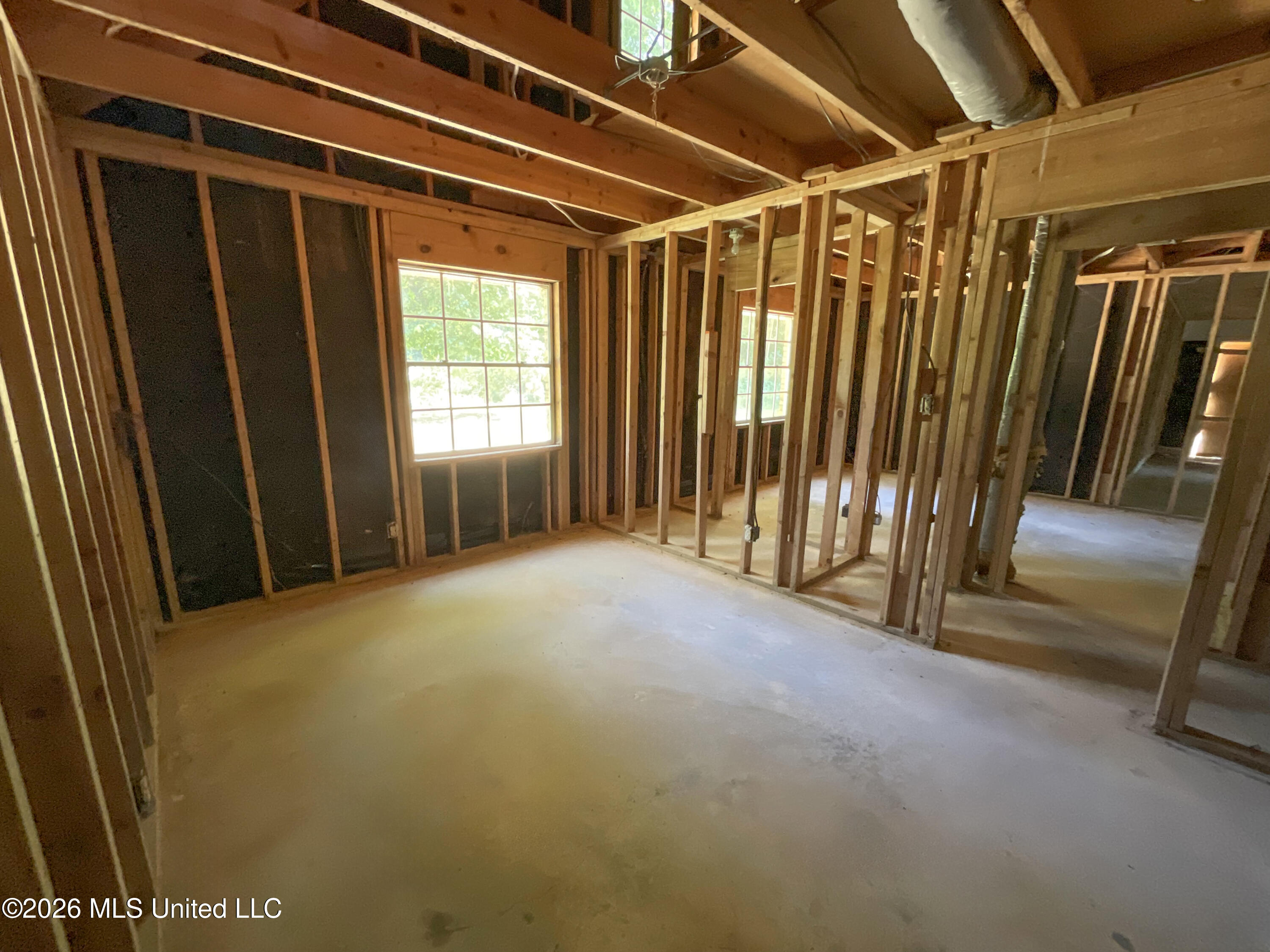 1709 Sherwood Circle Property Photo 5
