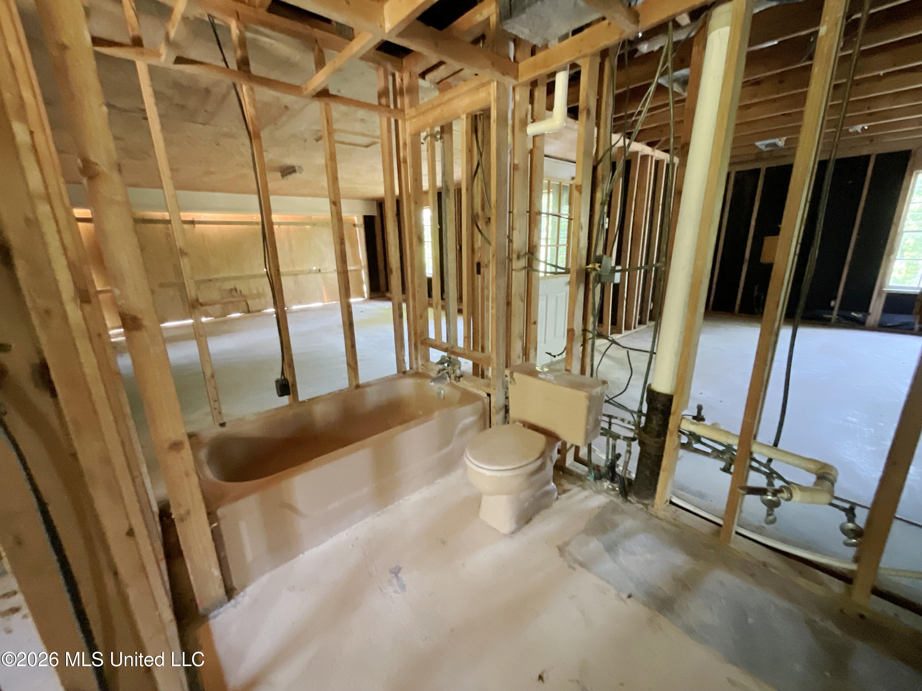 1709 Sherwood Circle Property Photo 7