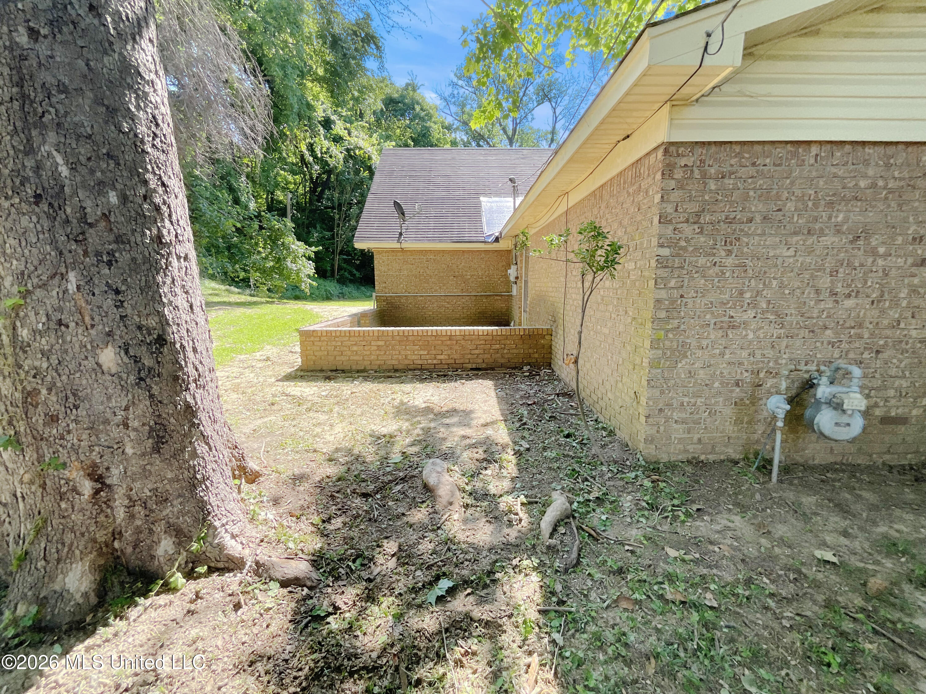 1709 Sherwood Circle Property Photo 8