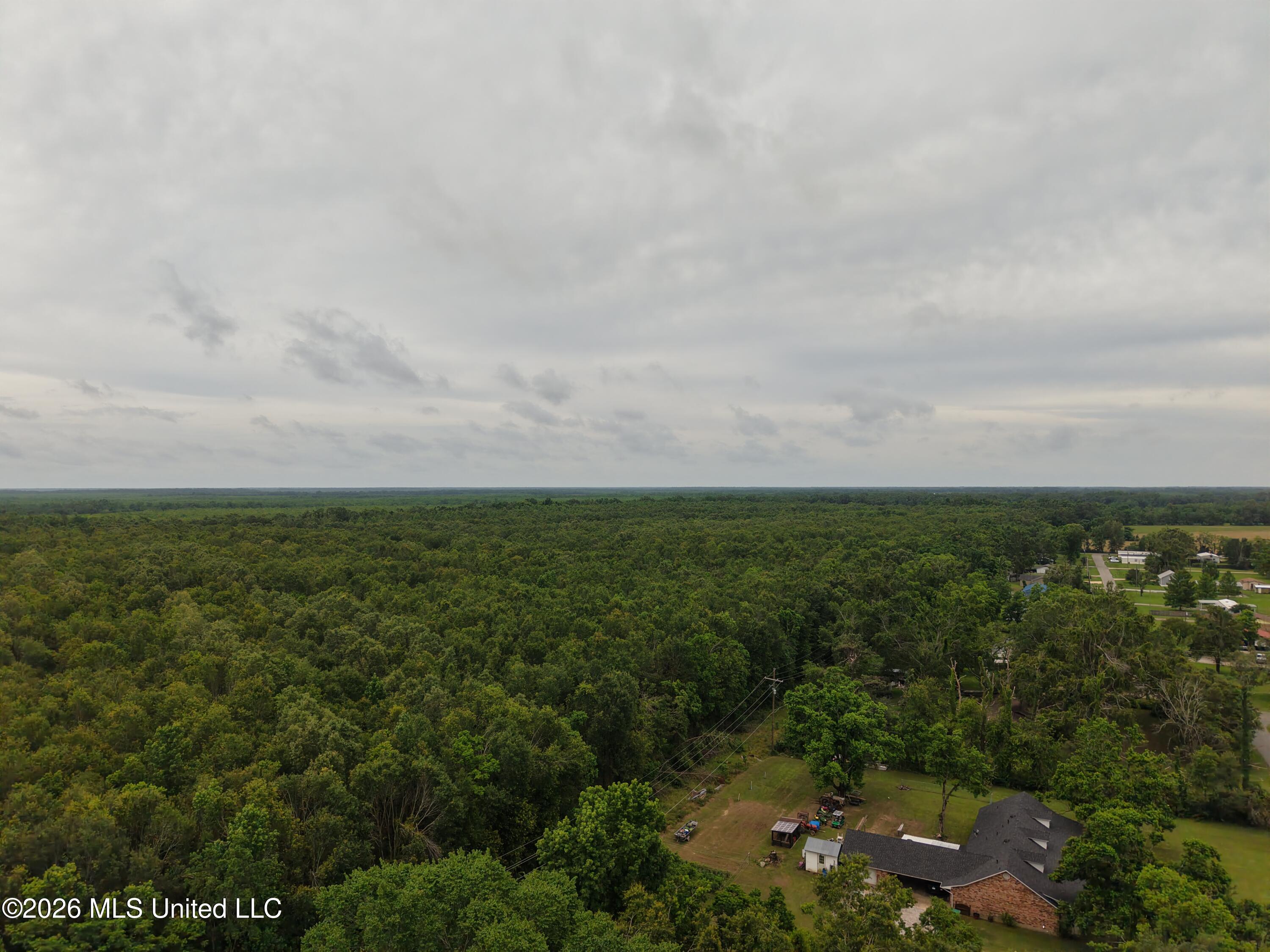 Jones Lane Property Photo 3