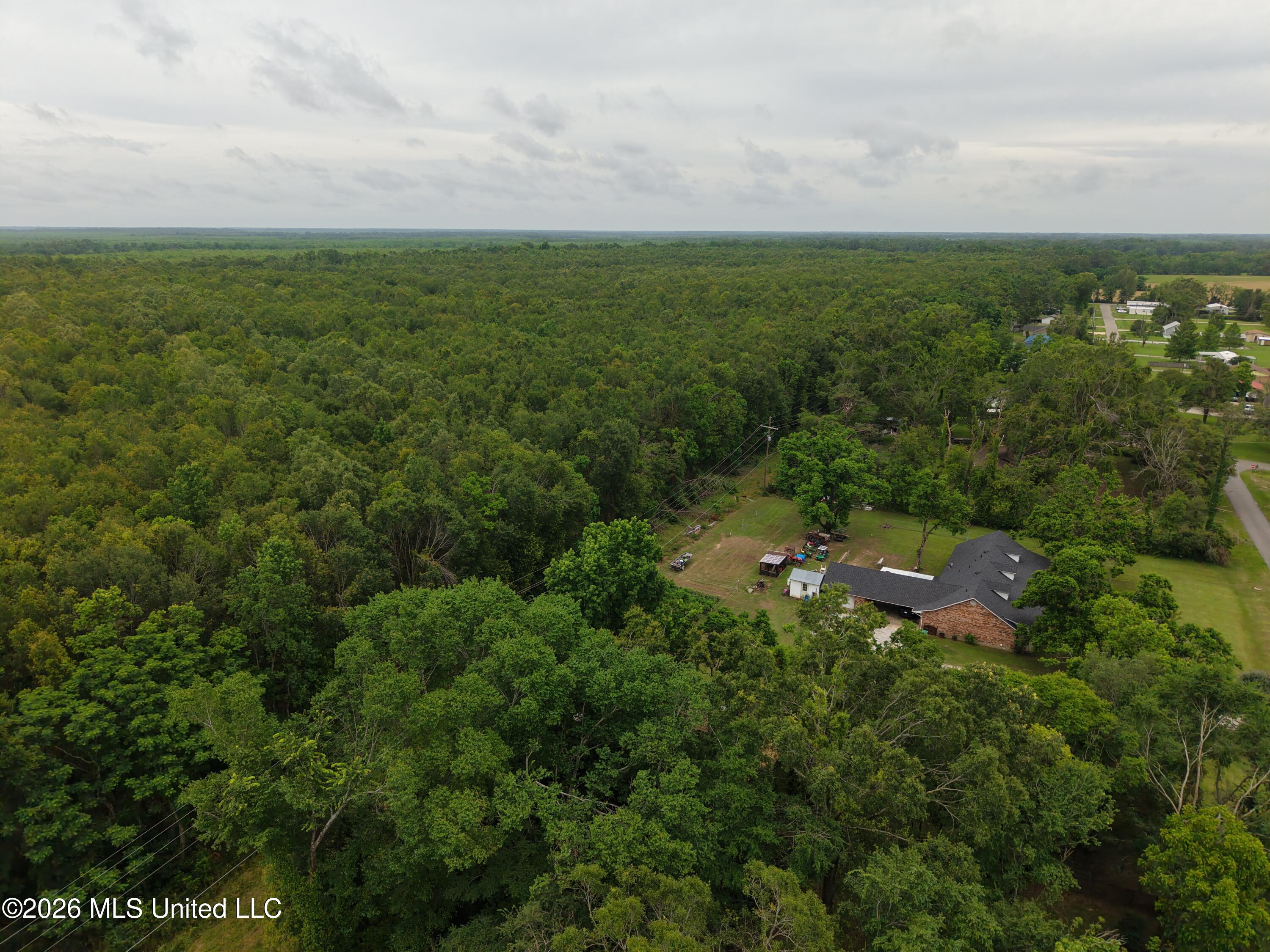 Jones Lane Property Photo 4