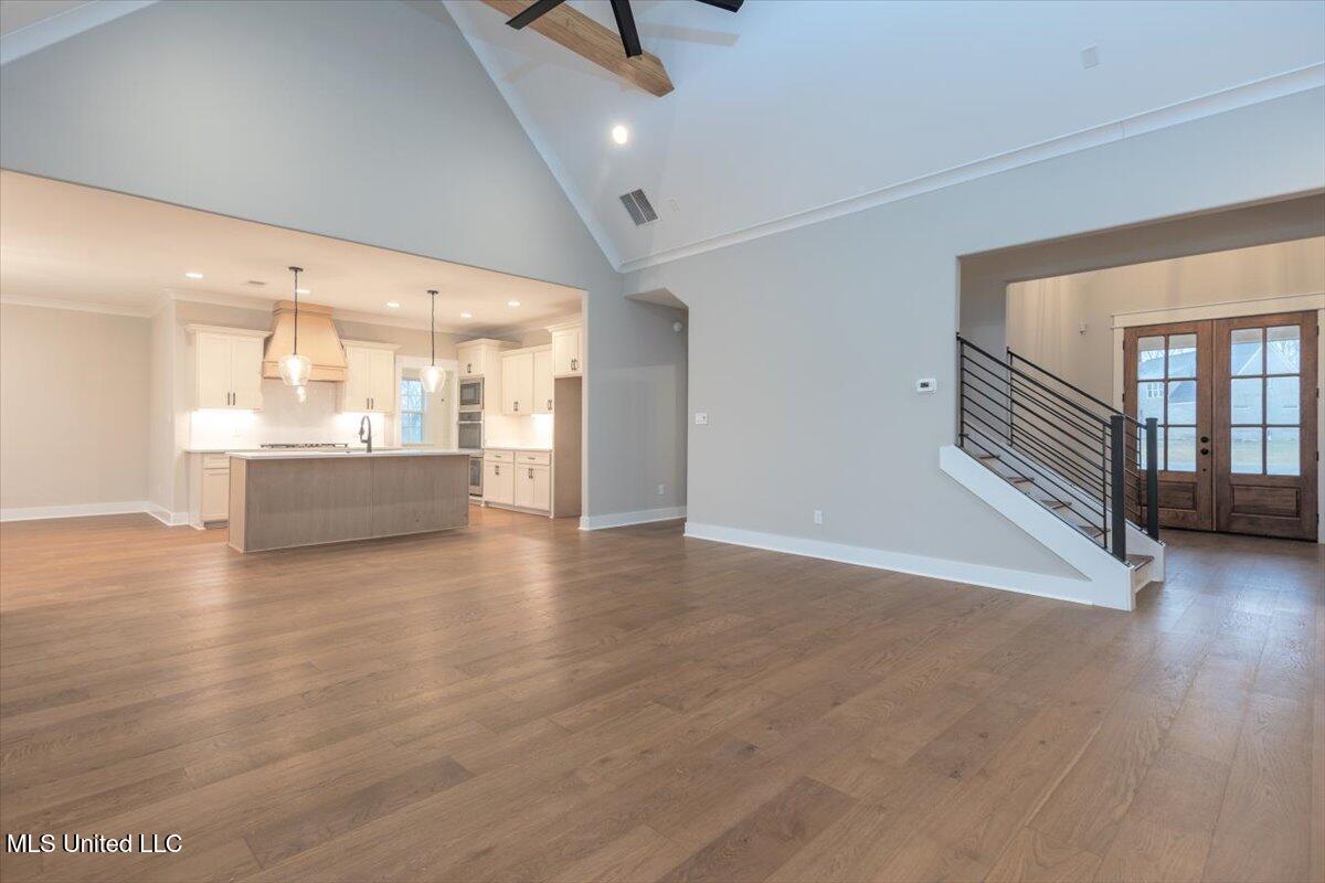 4257 Edison Drive Property Photo 6