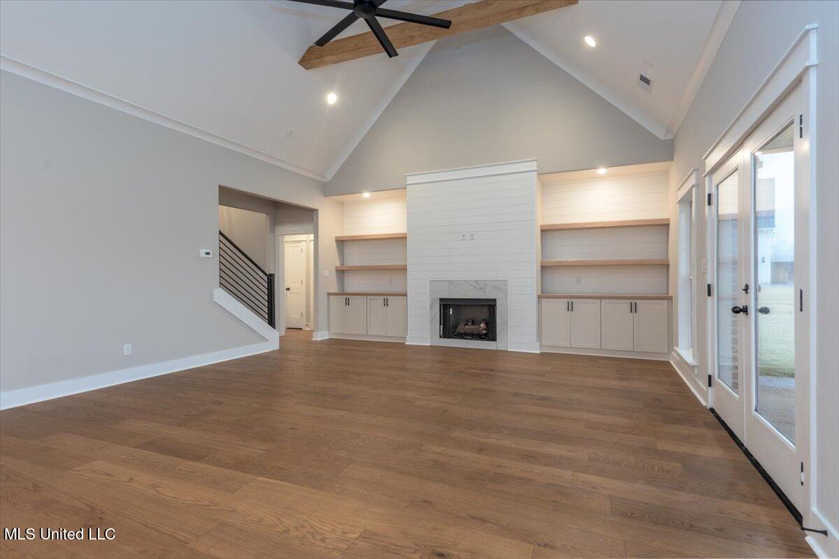 4257 Edison Drive Property Photo 7