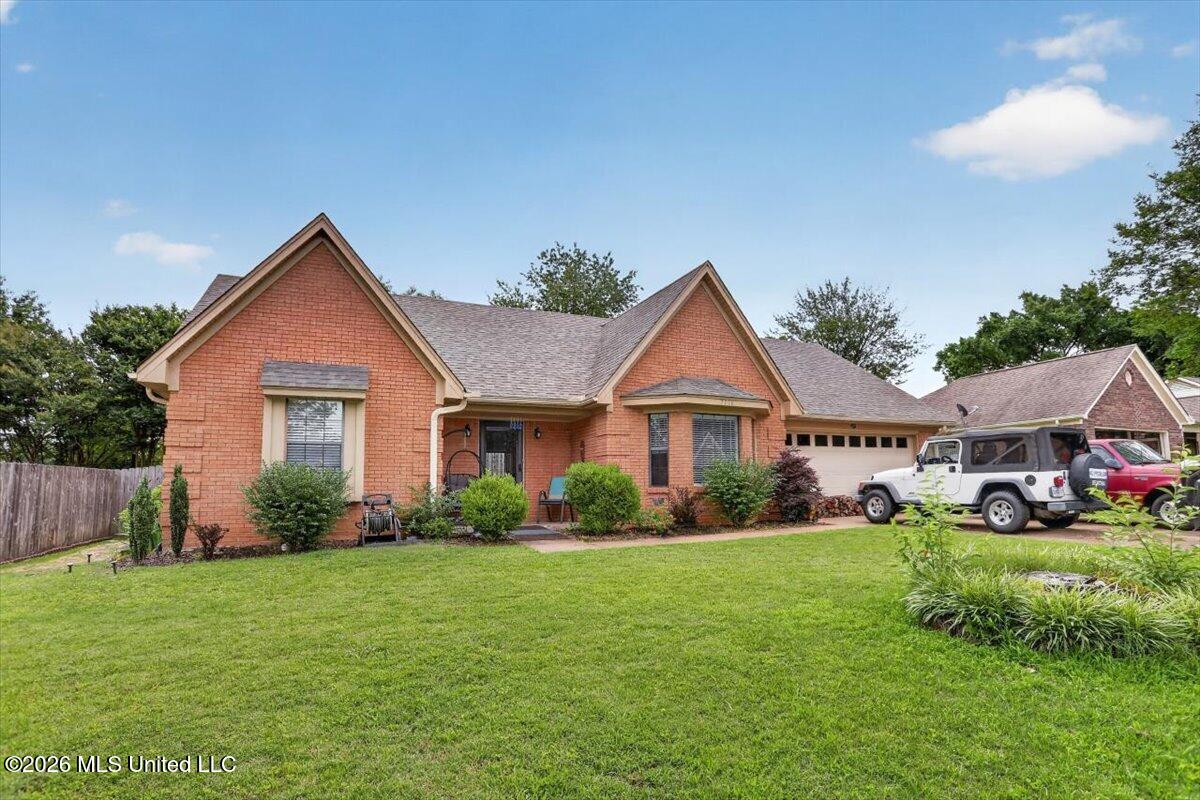 7288 Foxdale Drive Property Photo 1